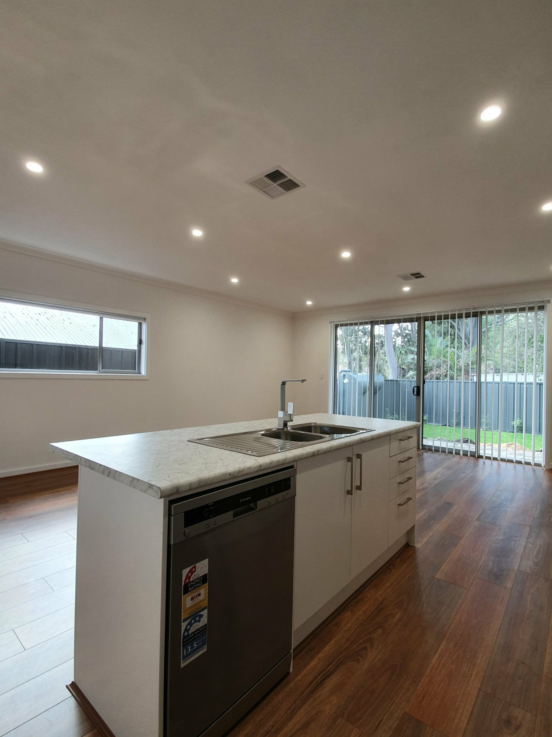 40 Deering Crescent, BANKSIA PARK