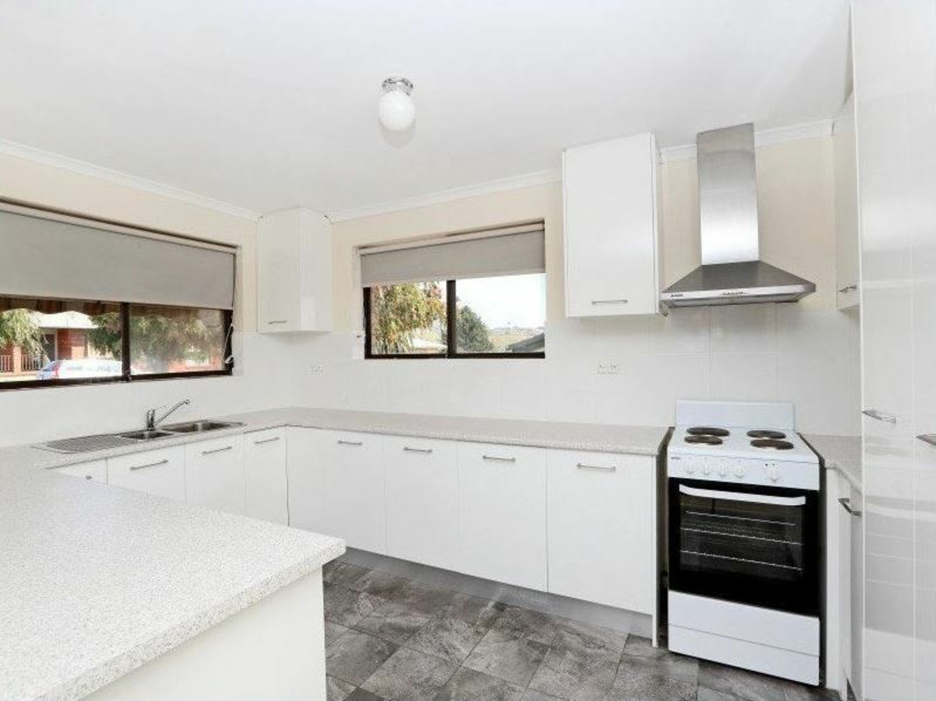 18 Larrimah Road, MORPHETT VALE