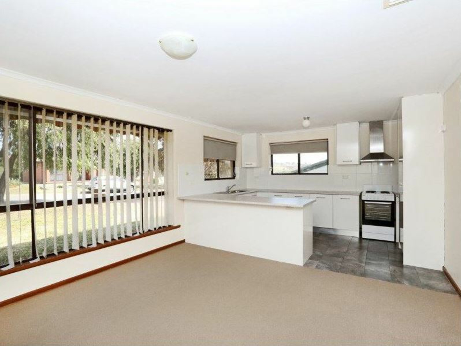18 Larrimah Road, MORPHETT VALE