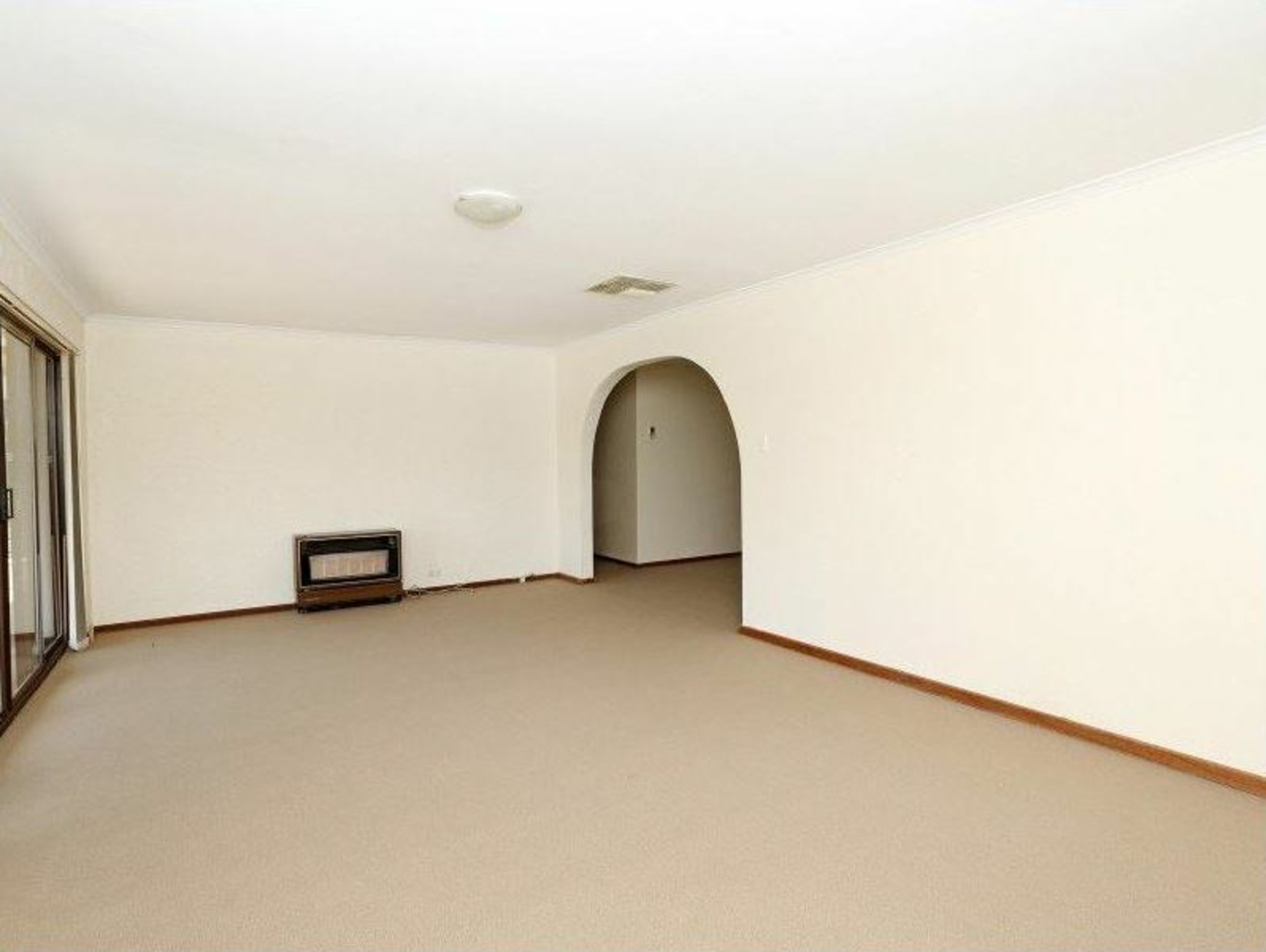 18 Larrimah Road, MORPHETT VALE