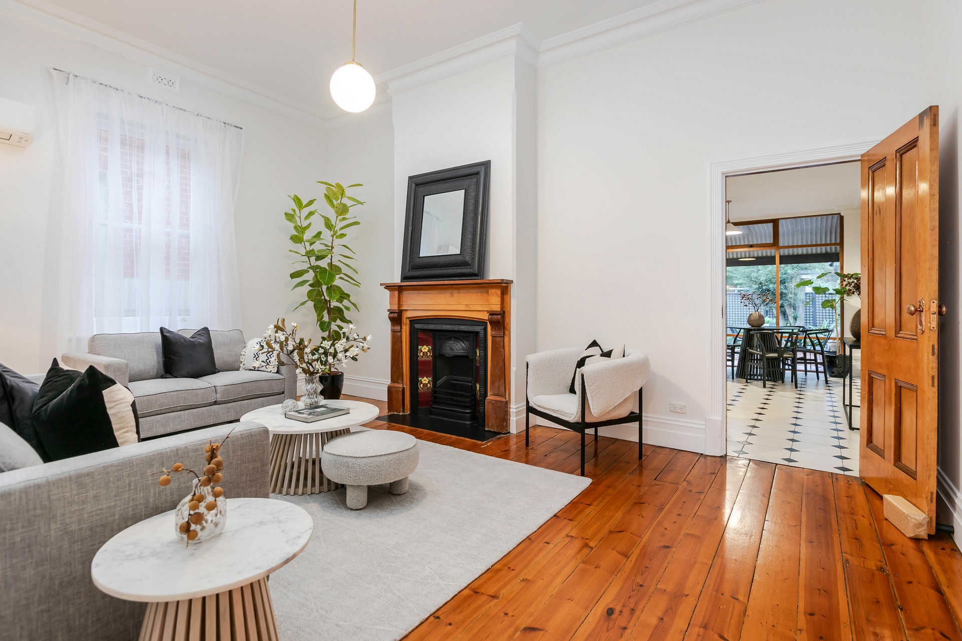 35 King Street, MILE END