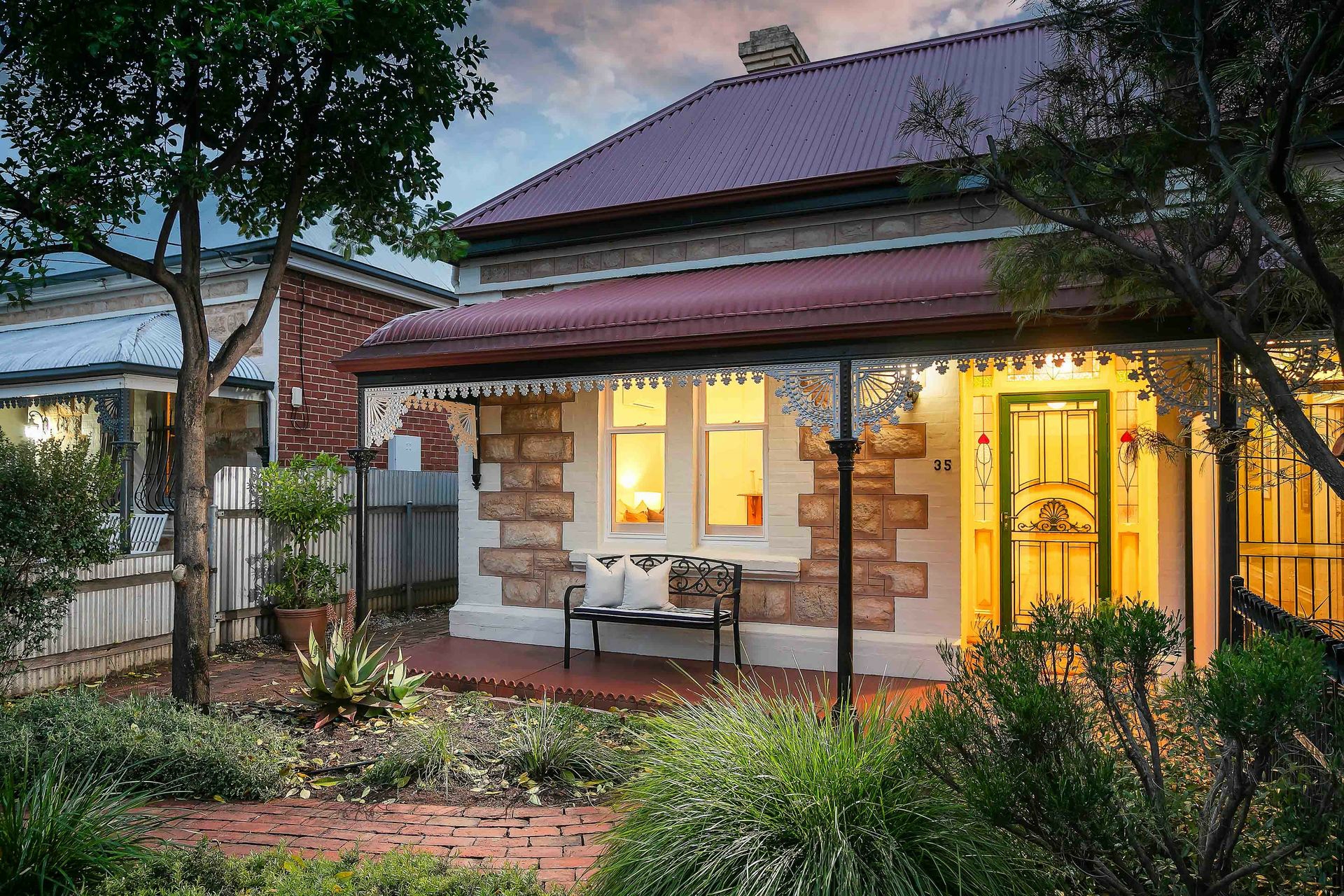 35 King Street, MILE END