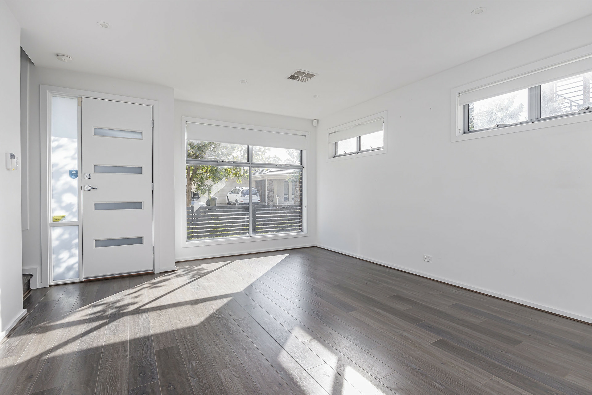 11 Broadstock Street, LIGHTSVIEW