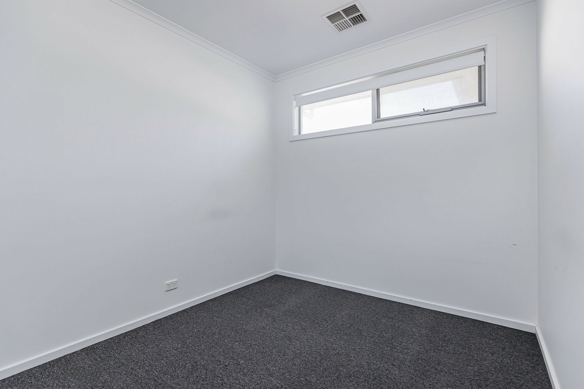 11 Broadstock Street, LIGHTSVIEW