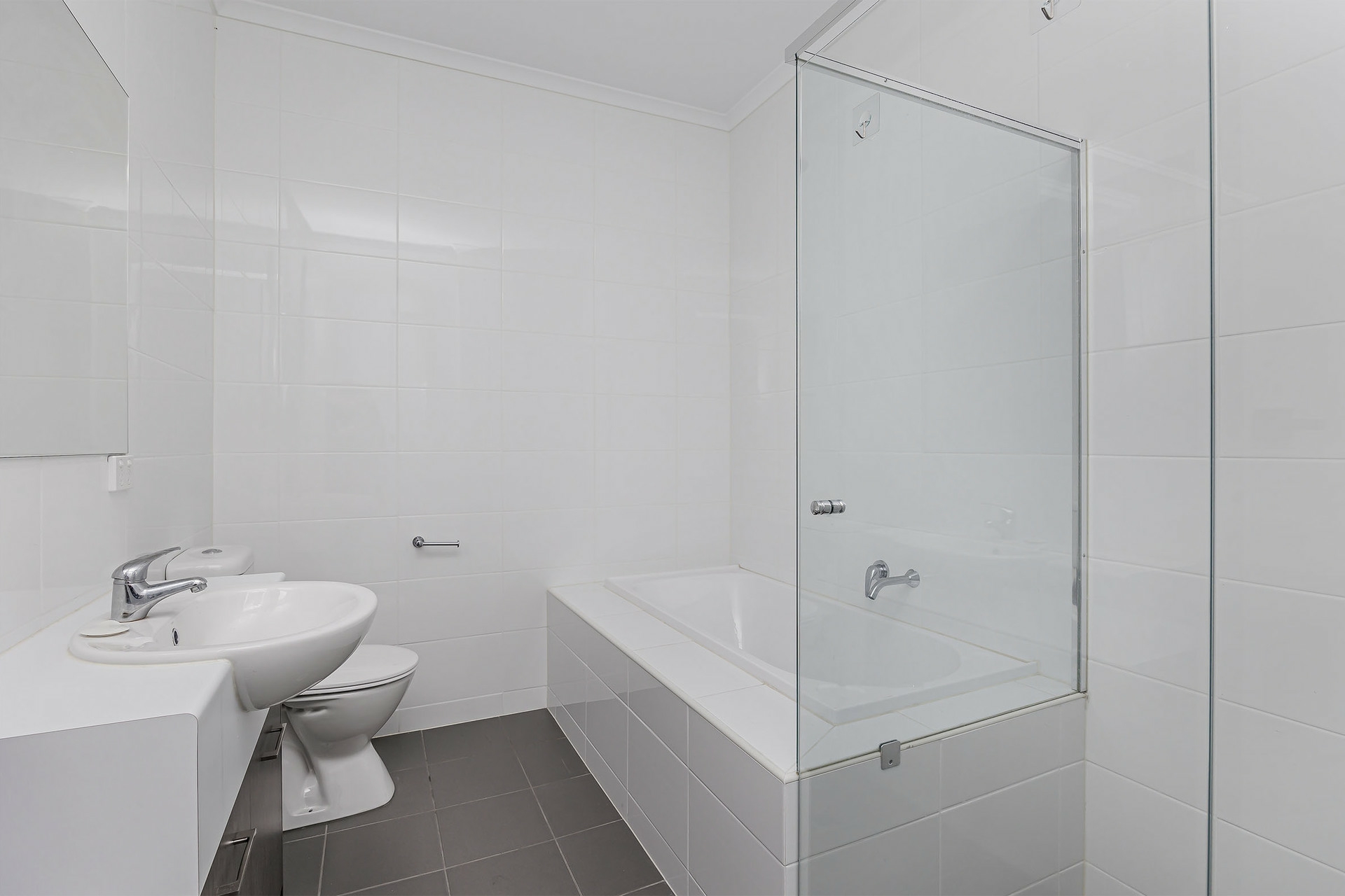 11 Broadstock Street, LIGHTSVIEW