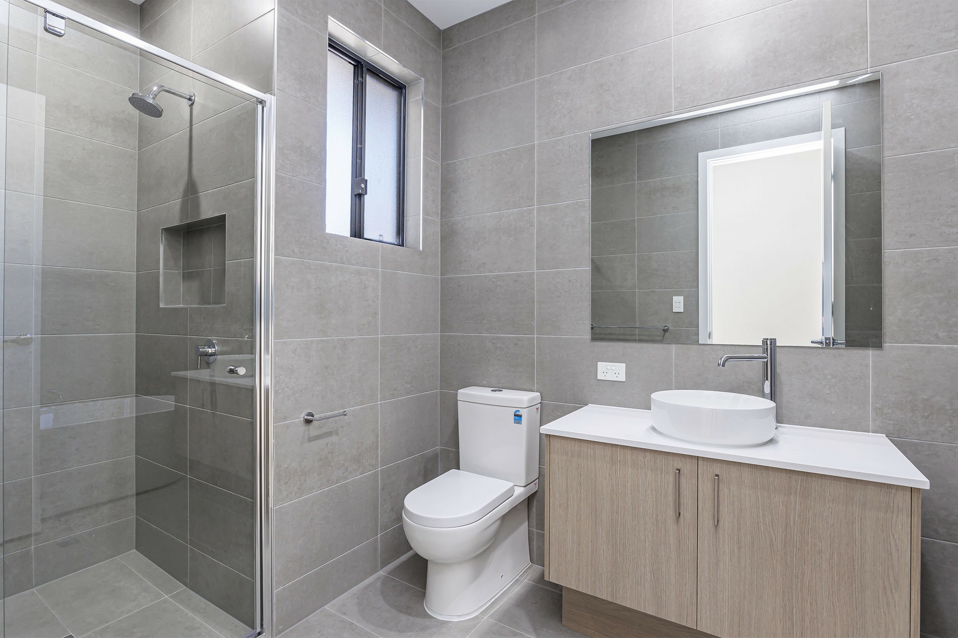 DW 3/5 Breamore Street, ELIZABETH NORTH