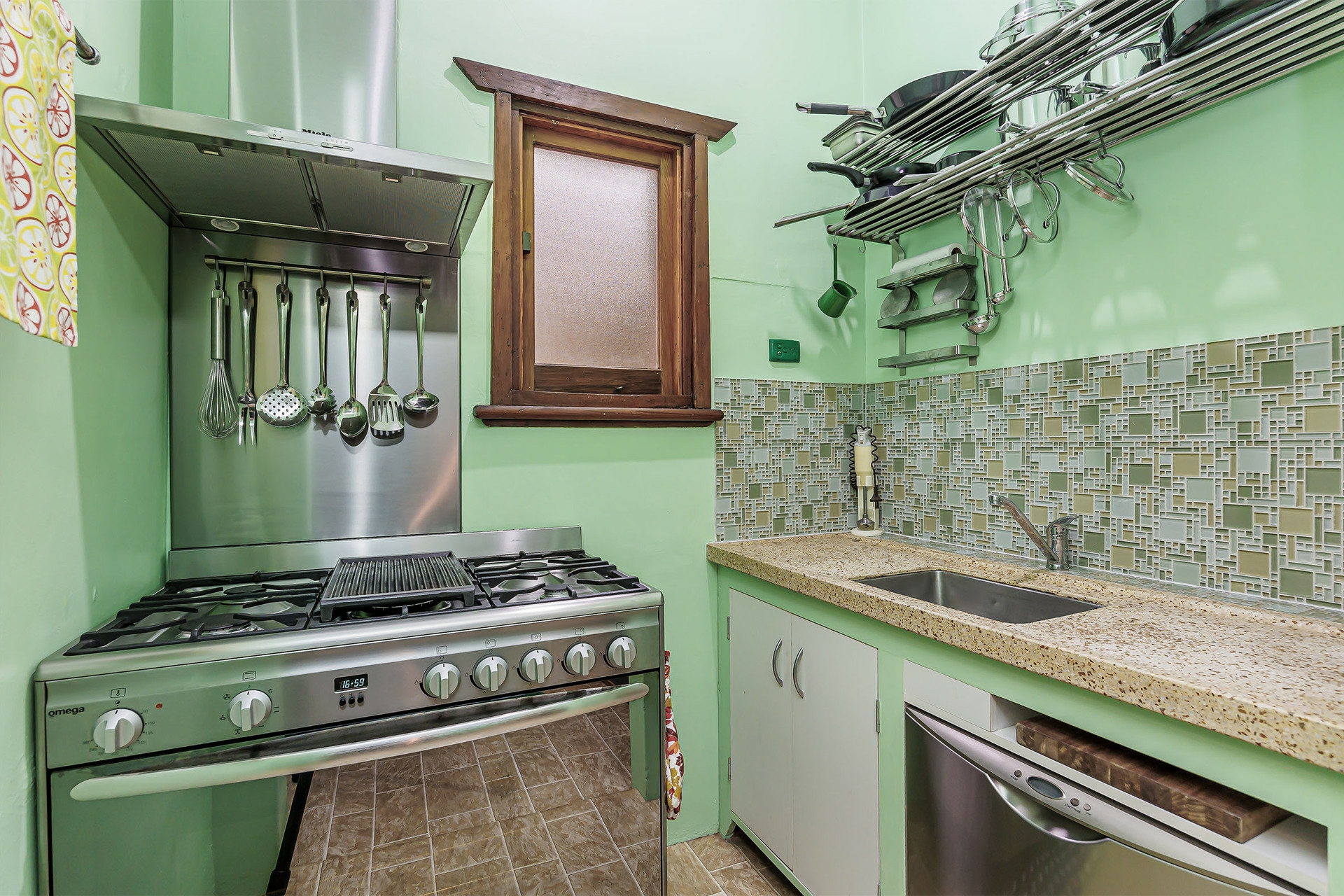 38 Milner Road, HILTON