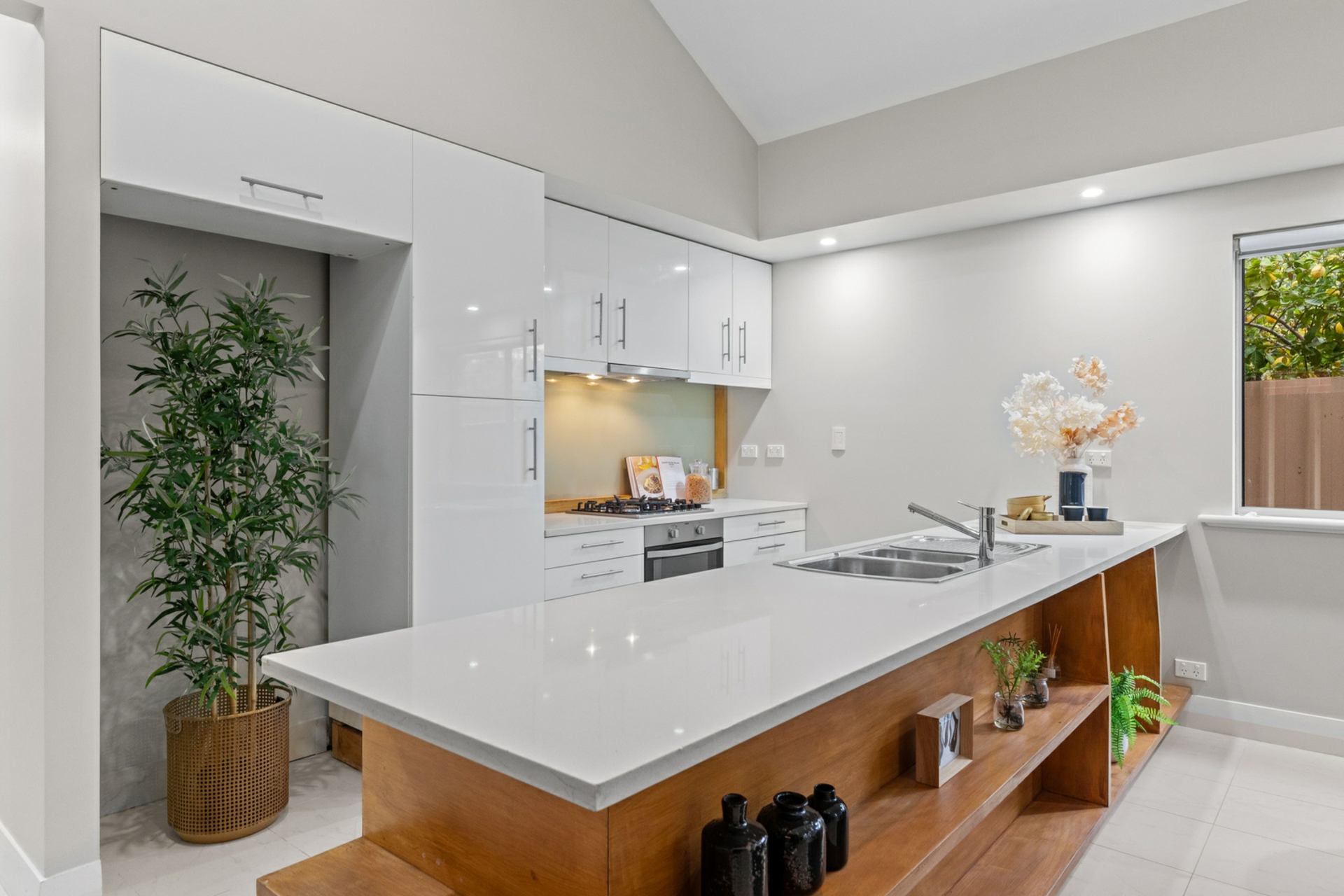 2a Alan Avenue, CAMPBELLTOWN
