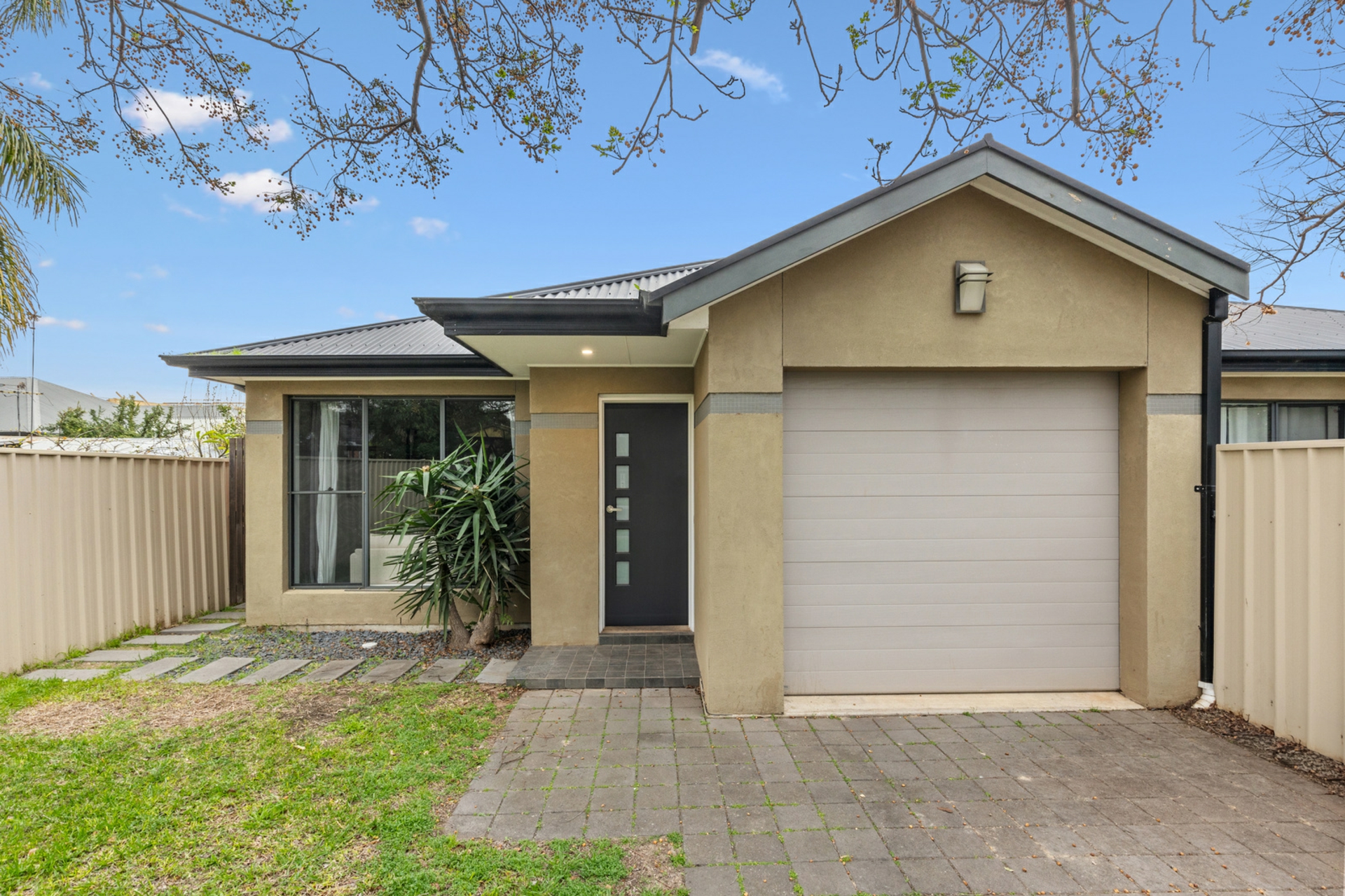 2a Alan Avenue, CAMPBELLTOWN