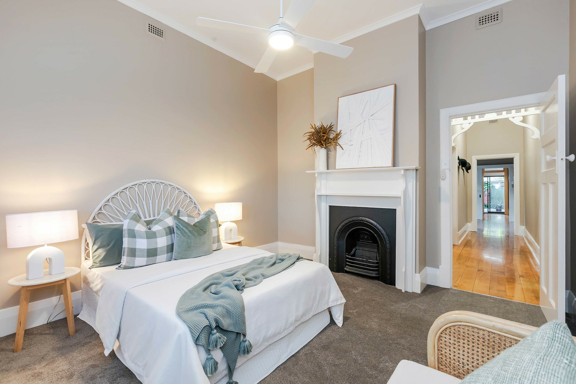 26 Hounslow Avenue, TORRENSVILLE