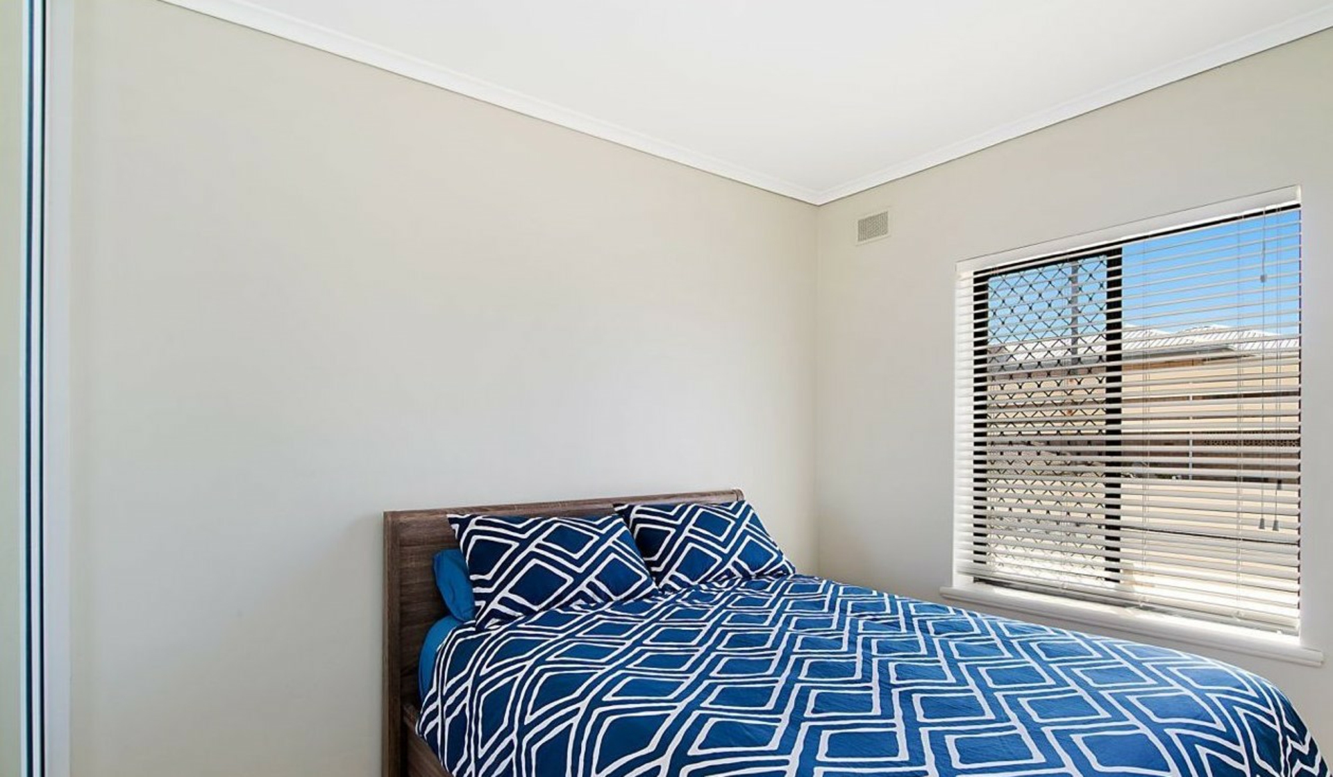6/92 Seaview Road, WEST BEACH