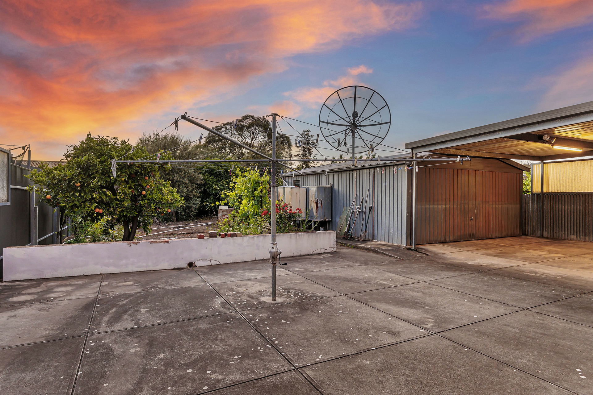 54 Ebor Avenue, MILE END