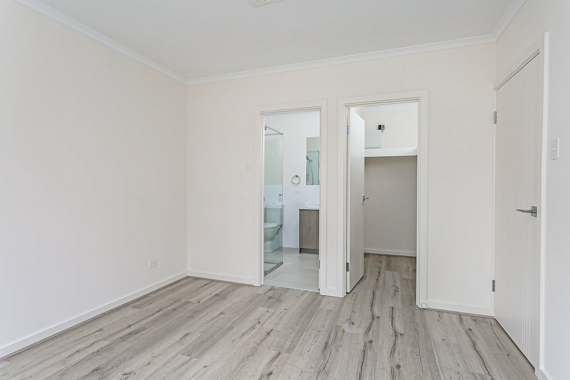 30A McKay Avenue, WINDSOR GARDENS