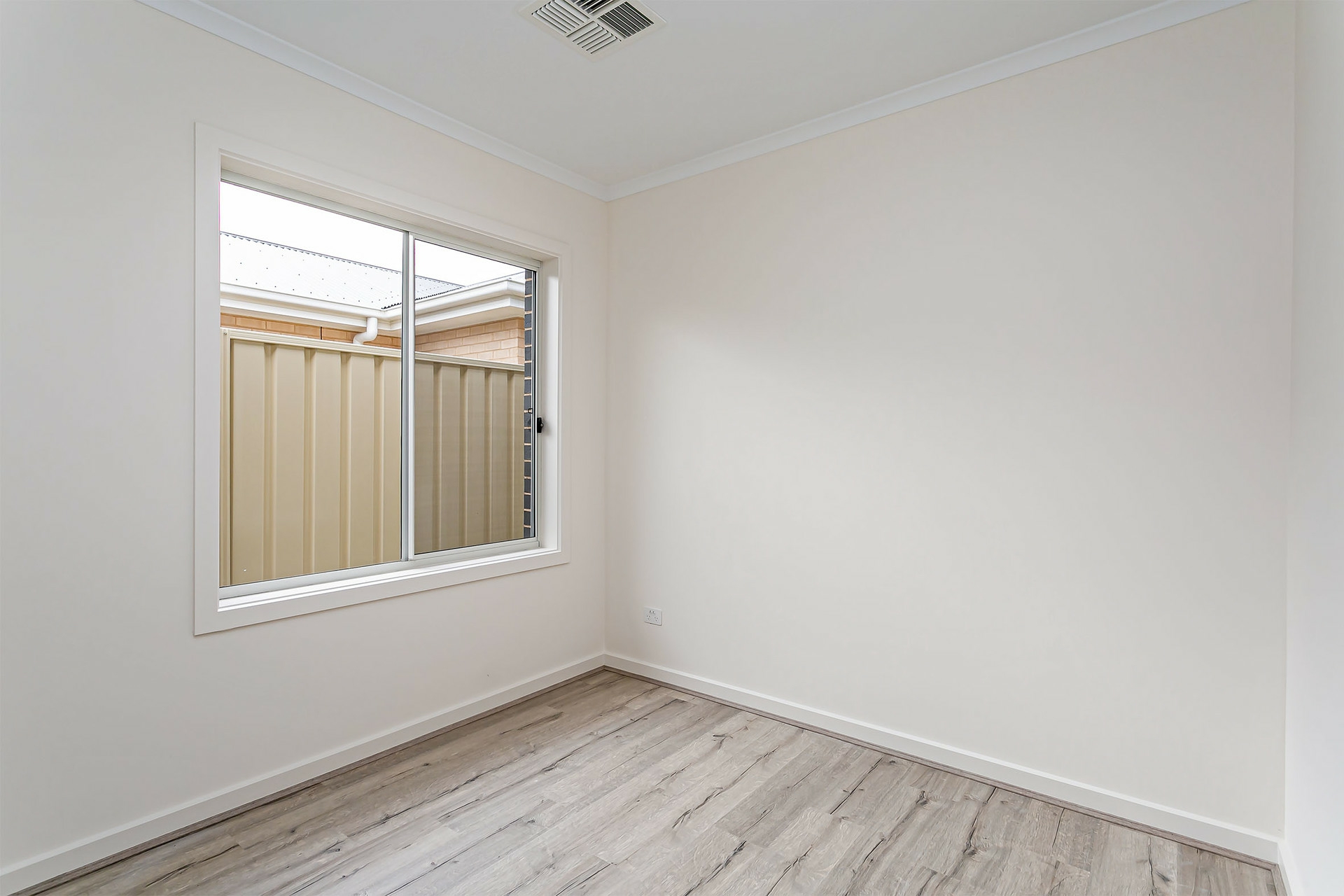 30A McKay Avenue, WINDSOR GARDENS