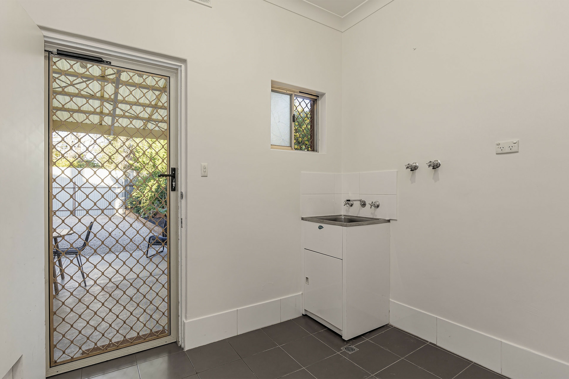 1A Claremont Street, MILE END