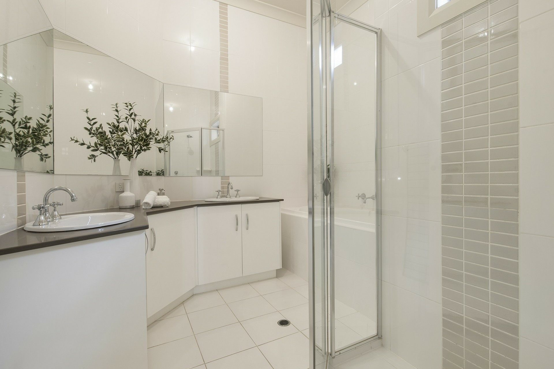 42 Swan Street, GRANGE