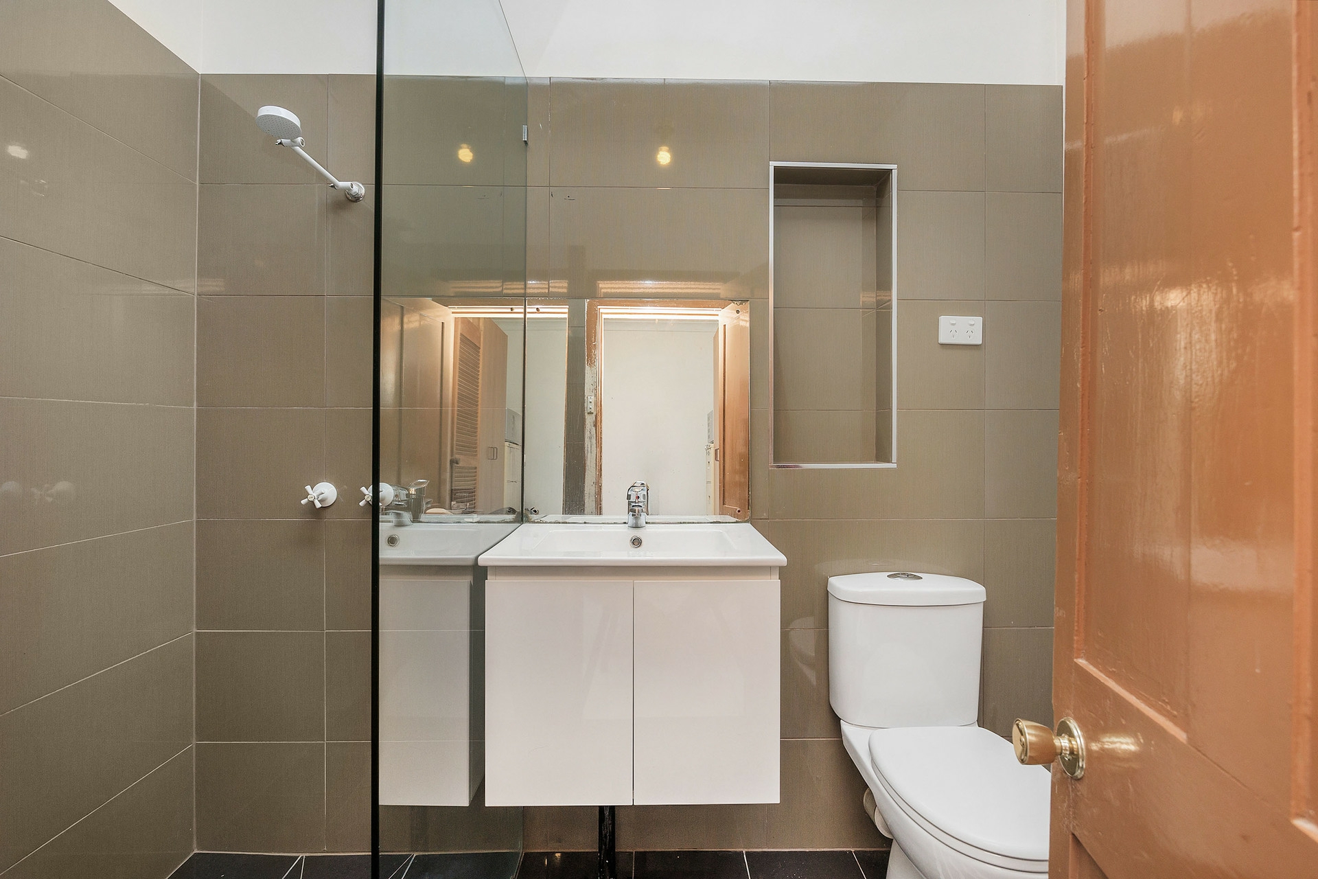 14 & 14A East Street, TORRENSVILLE