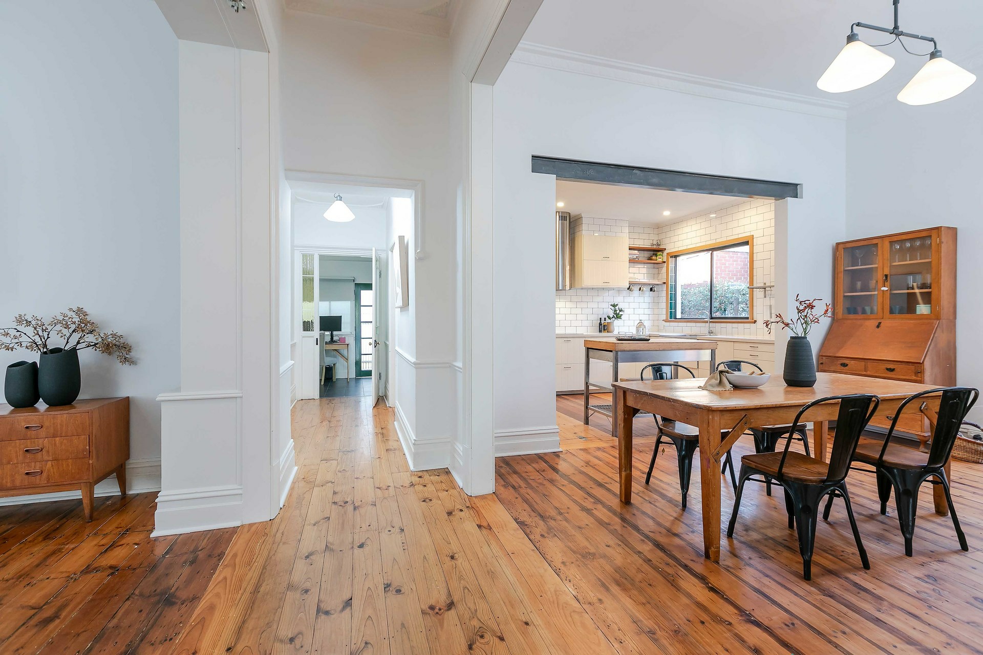 15 Parker Street, MILE END