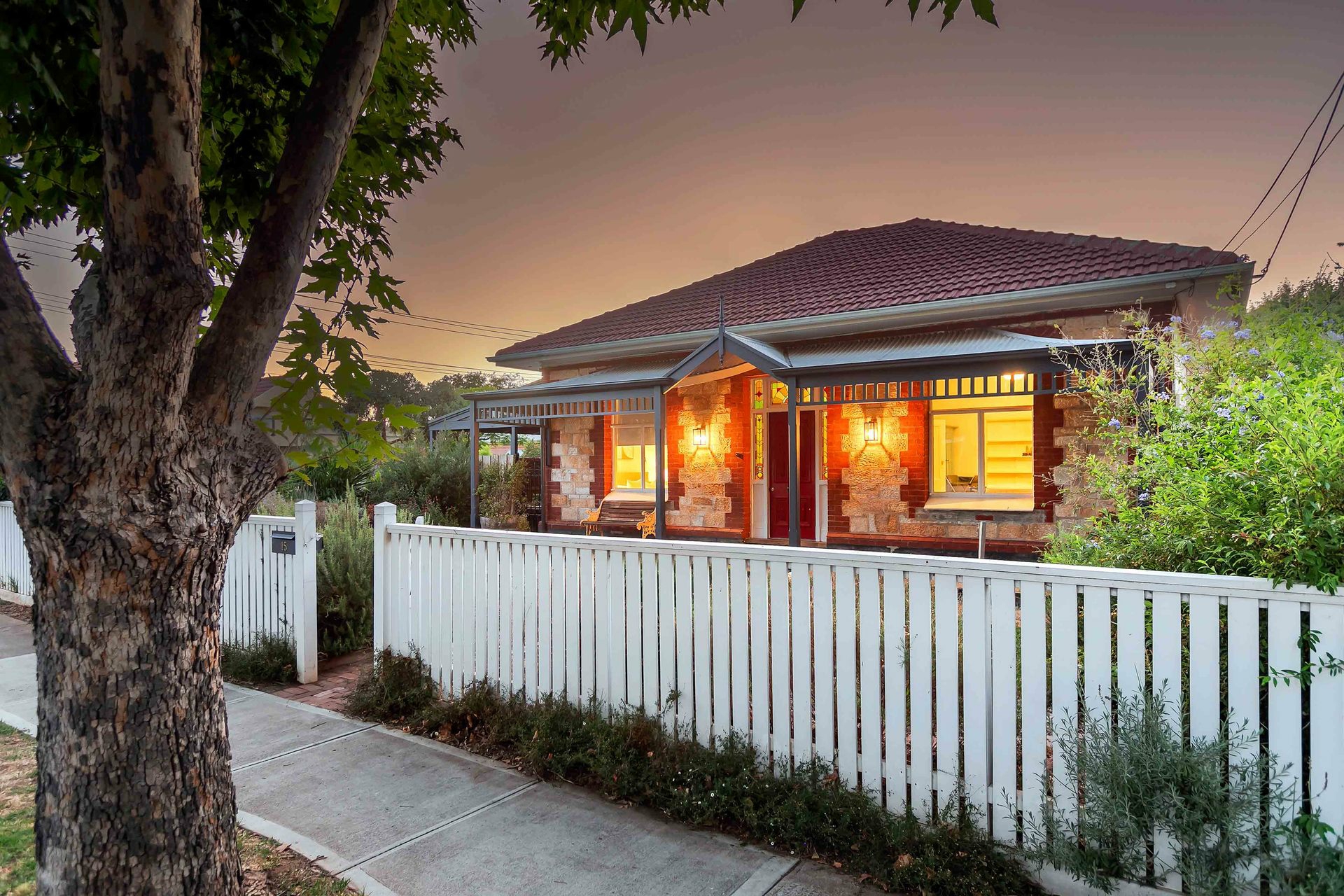 15 Parker Street, MILE END