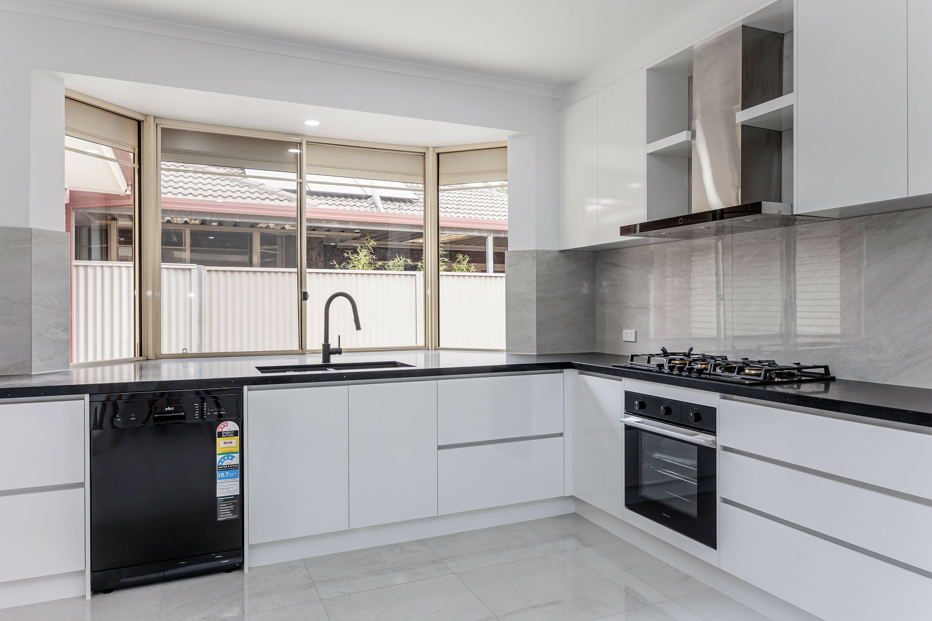 32 Lachlan Street, FERRYDEN PARK