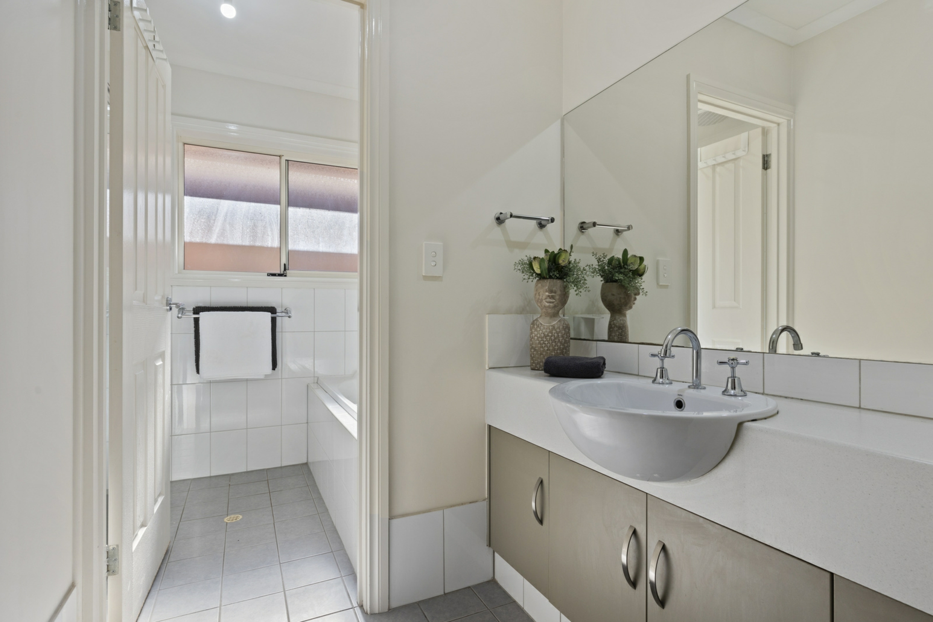 13C Hamley Crescent, MANSFIELD PARK
