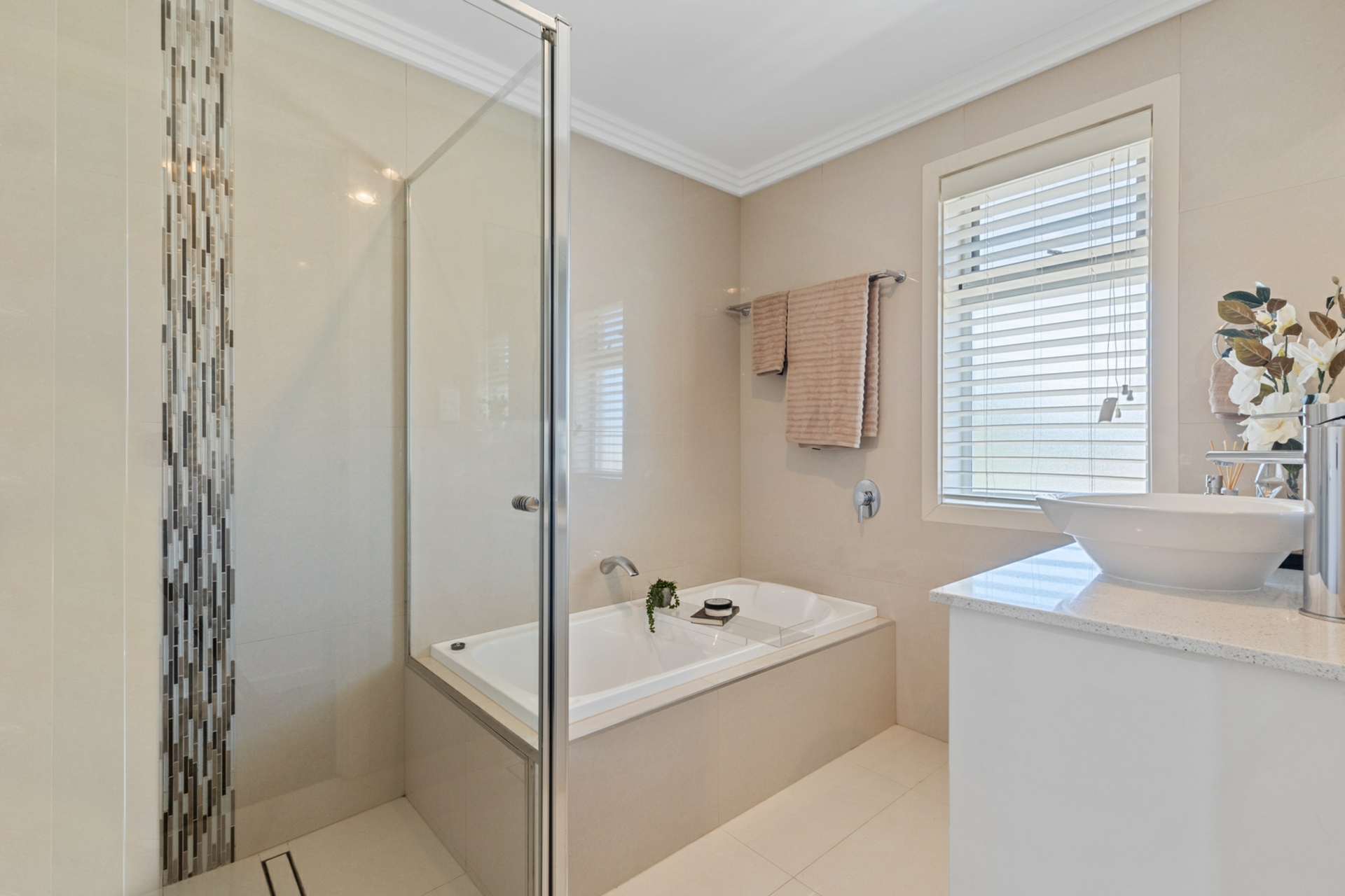 8 St Johns Avenue, RENOWN PARK