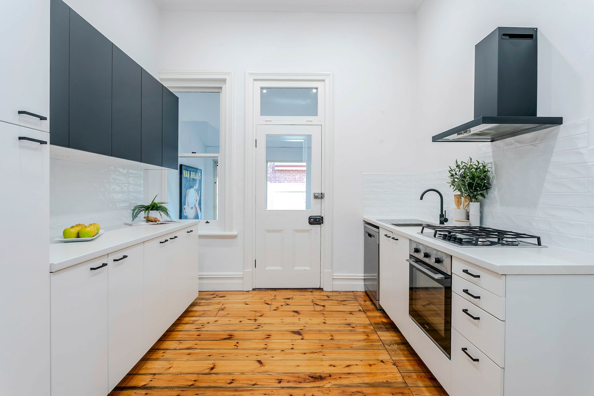 2 Elizabeth Street, TORRENSVILLE