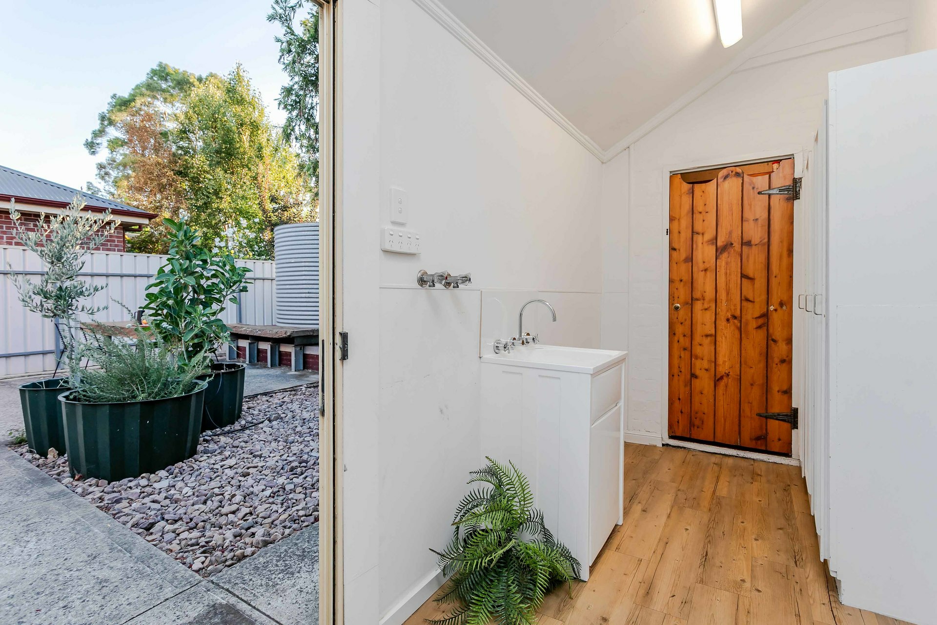 2 Elizabeth Street, TORRENSVILLE