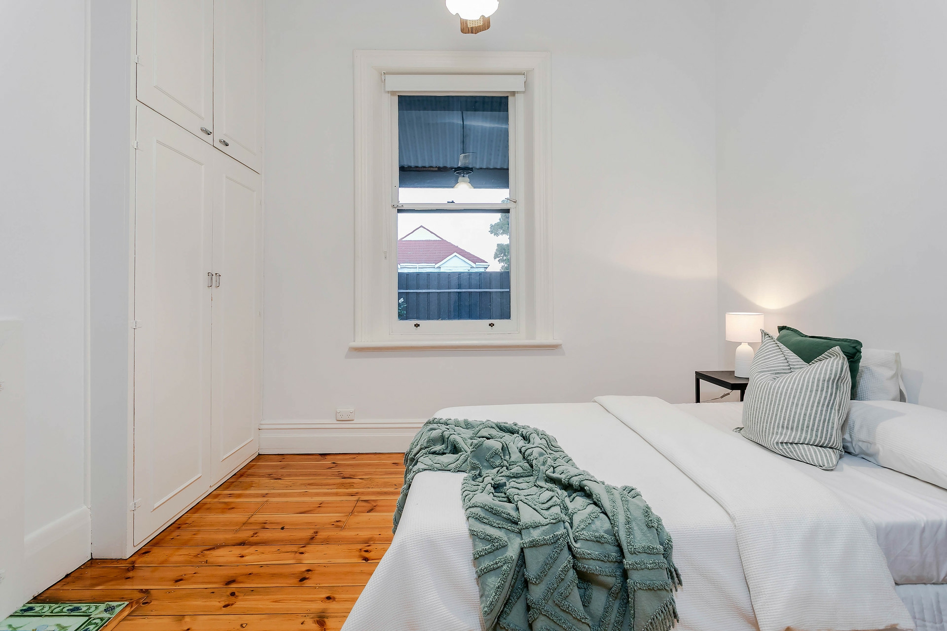 2 Elizabeth Street, TORRENSVILLE