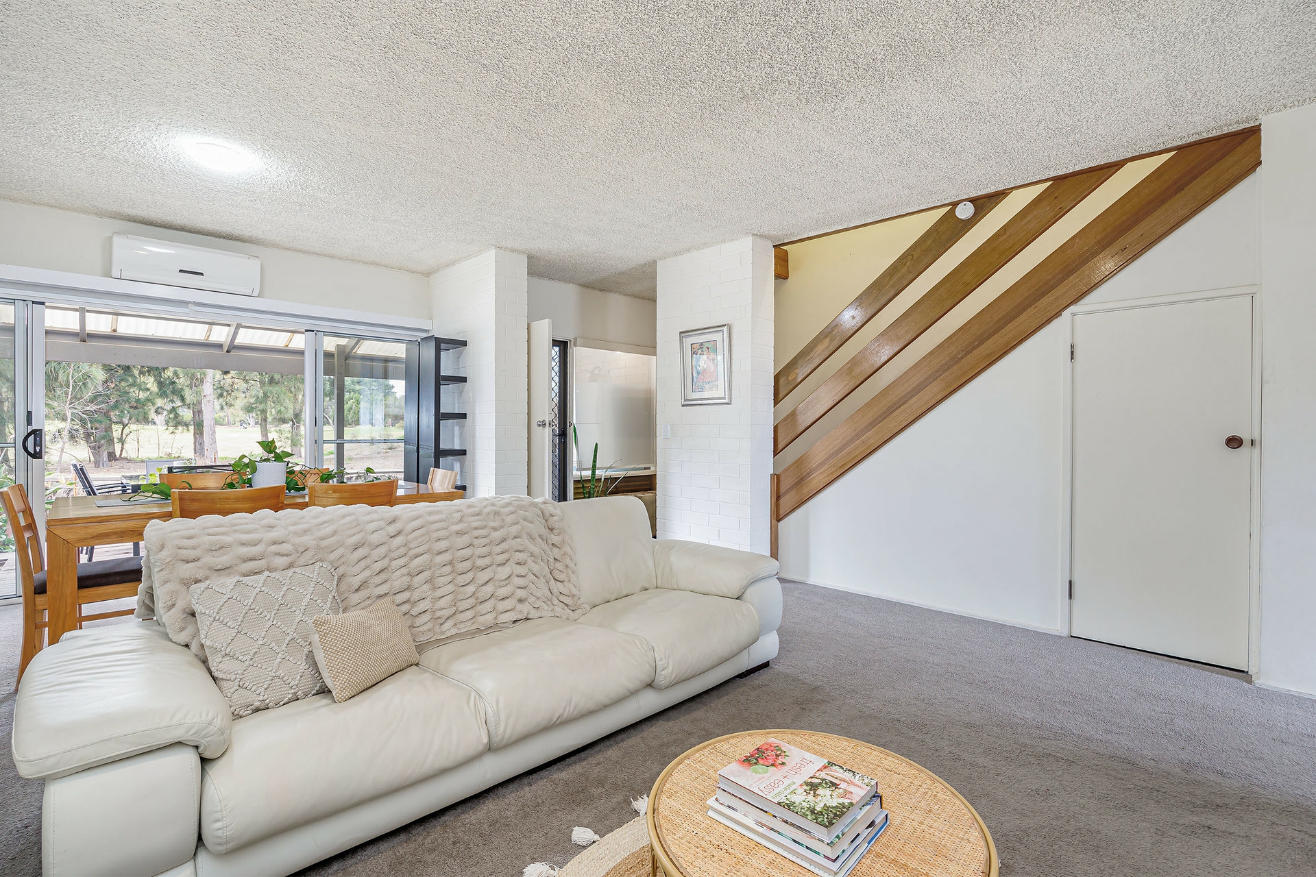 99 Sportsman Drive, WEST LAKES