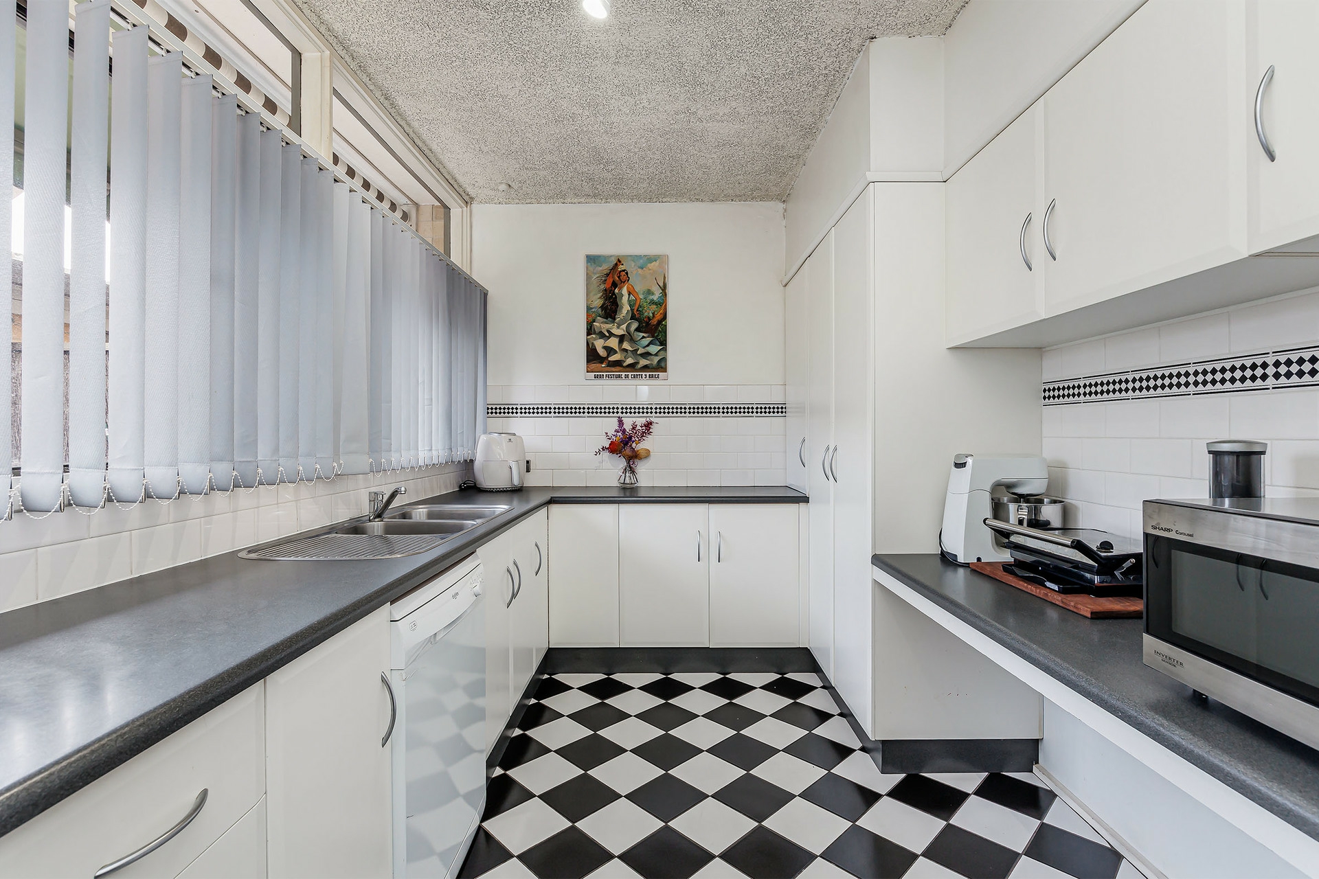 99 Sportsman Drive, WEST LAKES