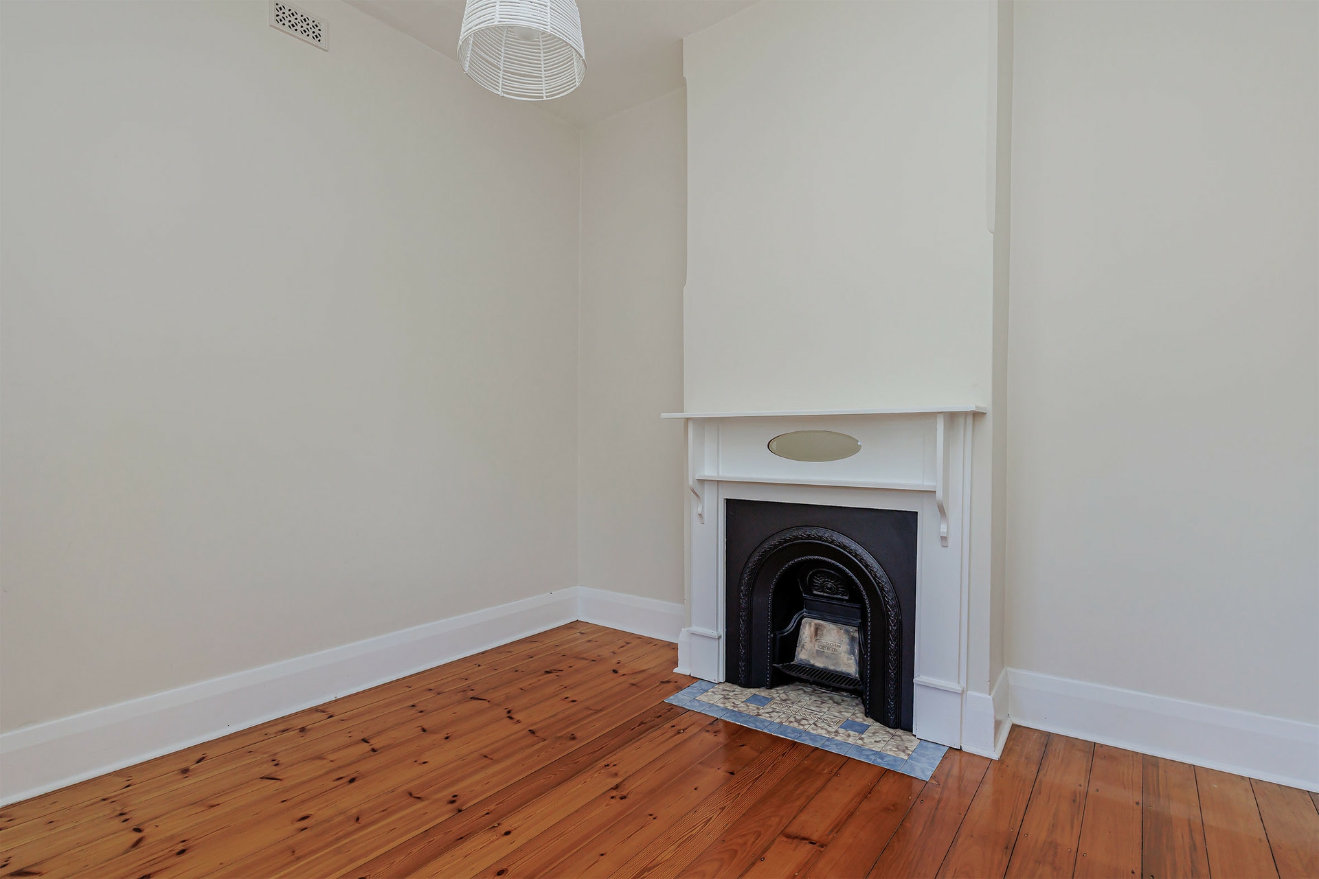 38B Tarragon Street, MILE END
