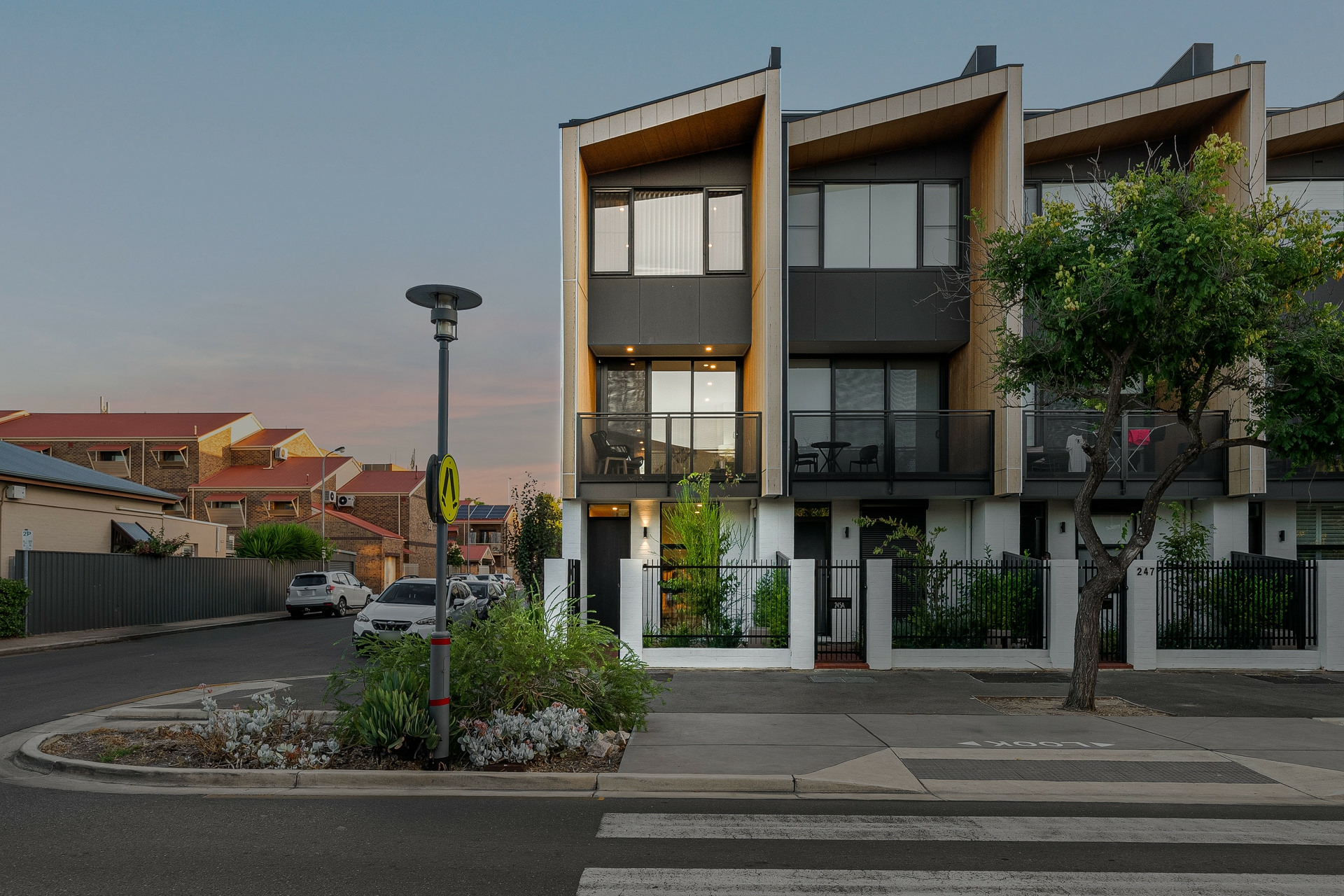 RES 245 Gilbert Street, ADELAIDE