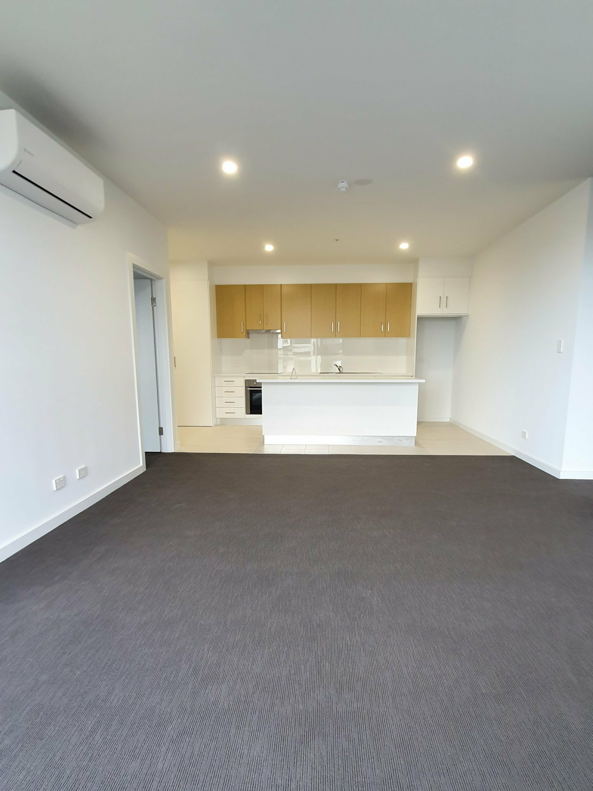 4/172 East Parkway, LIGHTSVIEW
