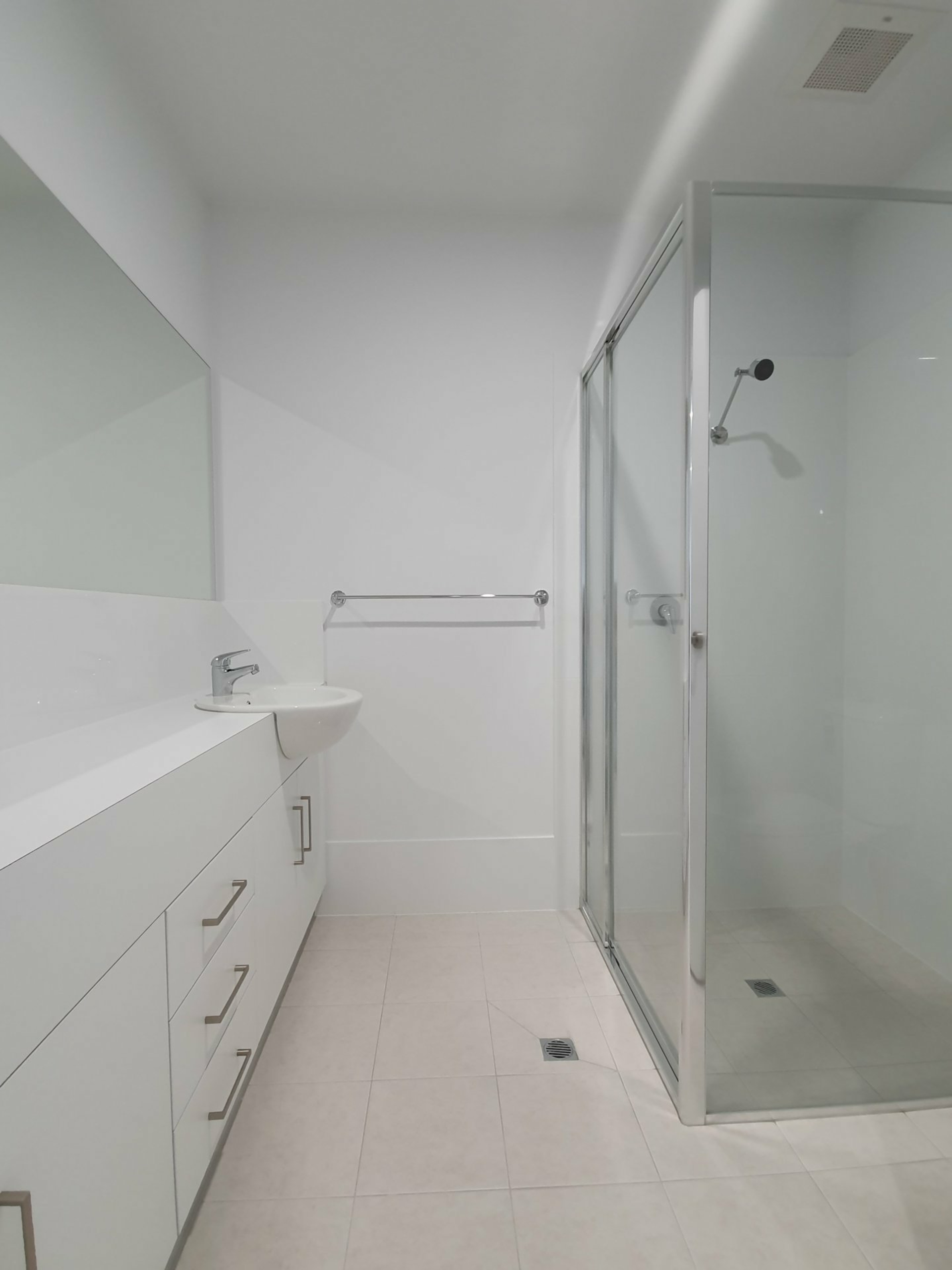 4/172 East Parkway, LIGHTSVIEW