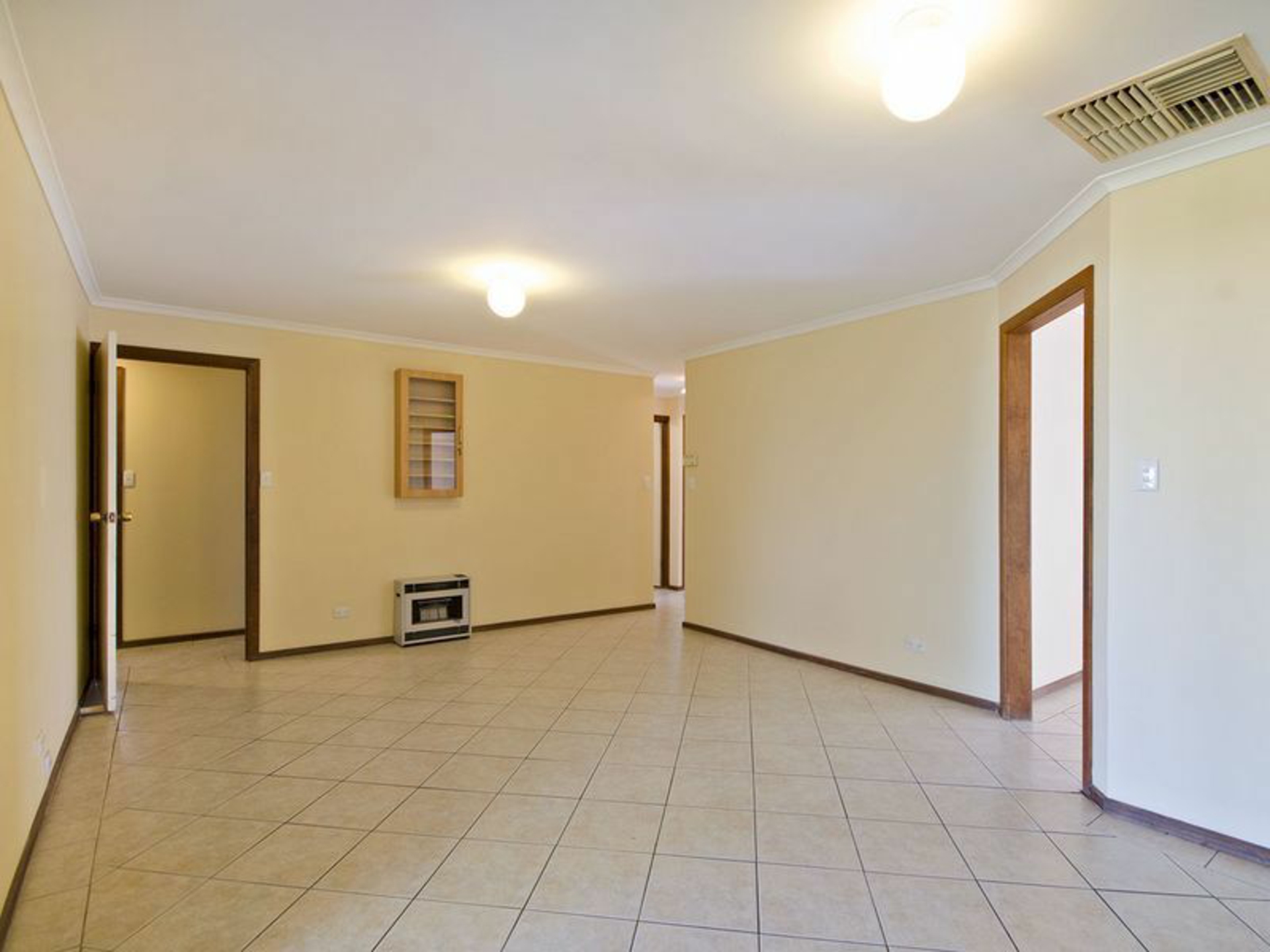 79 Balcombe Avenue, SEATON