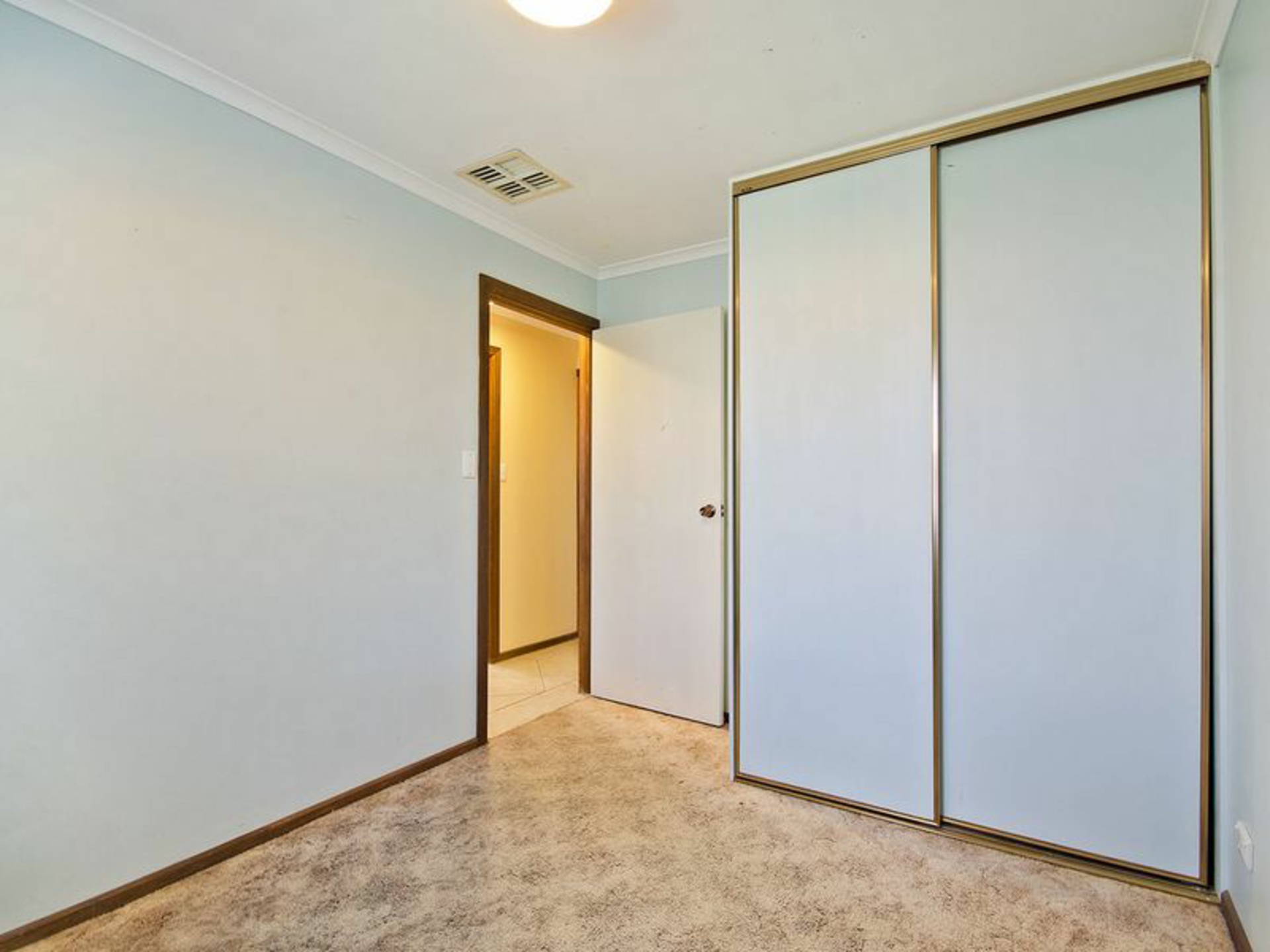 79 Balcombe Avenue, SEATON