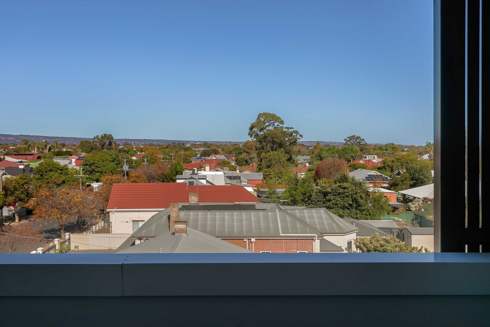 12/2 Rankine Road, TORRENSVILLE