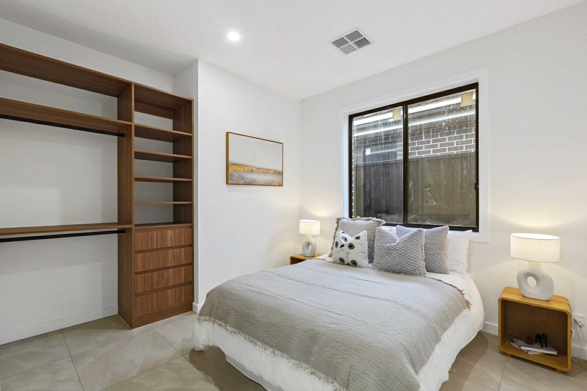 10A Dauntless Crescent, ELIZABETH DOWNS