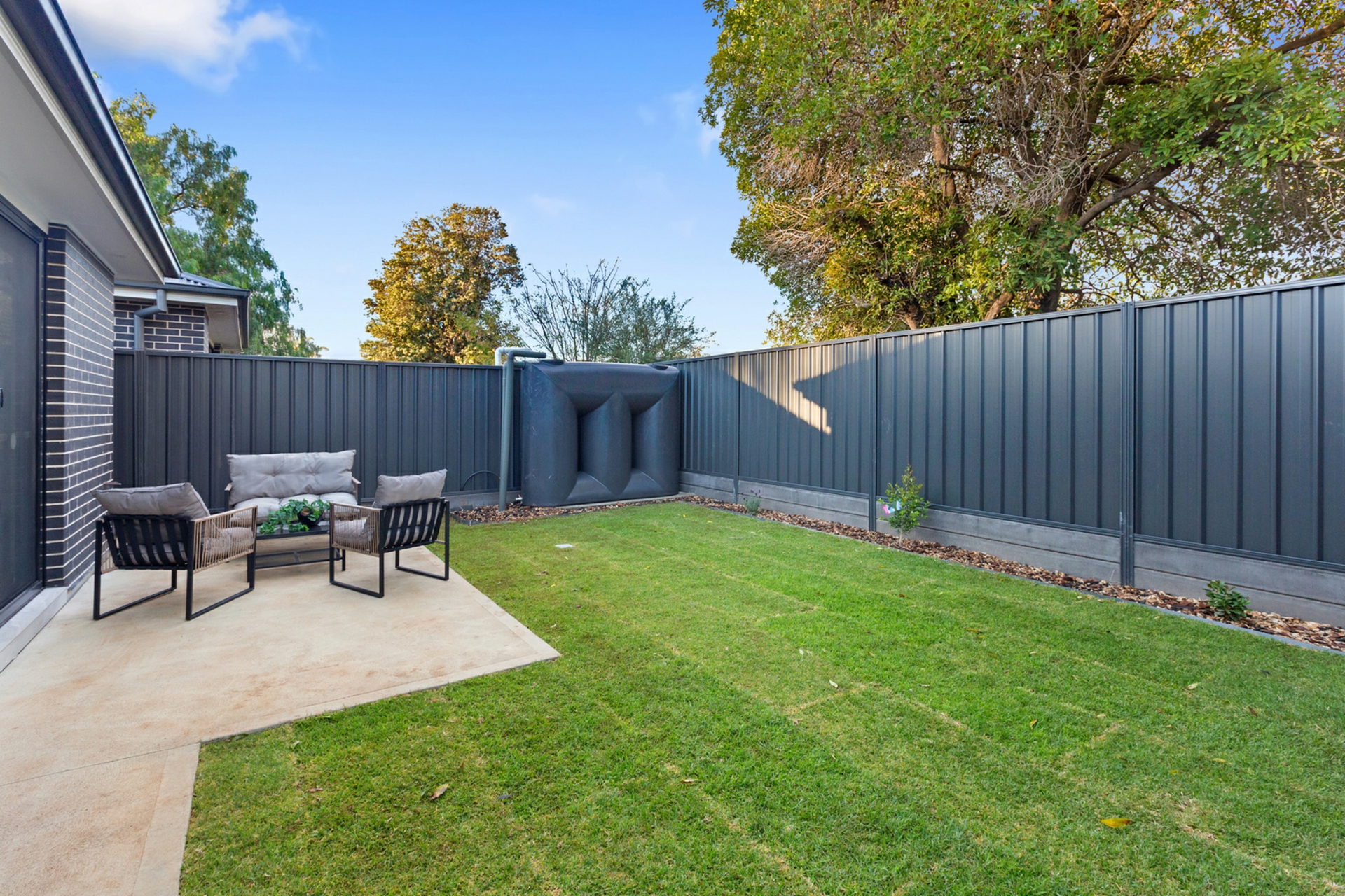 10A Dauntless Crescent, ELIZABETH DOWNS