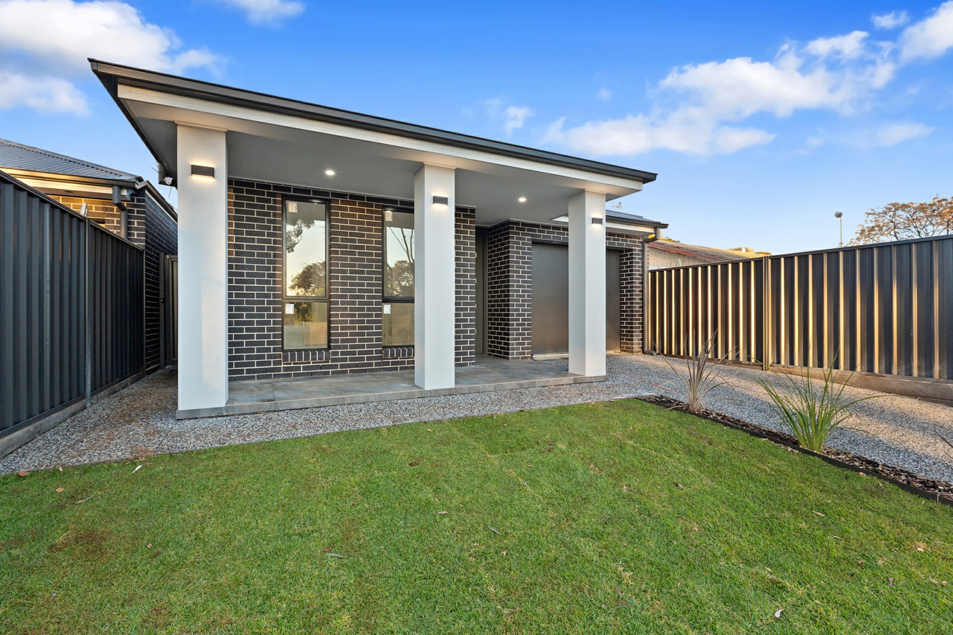 10A Dauntless Crescent, ELIZABETH DOWNS