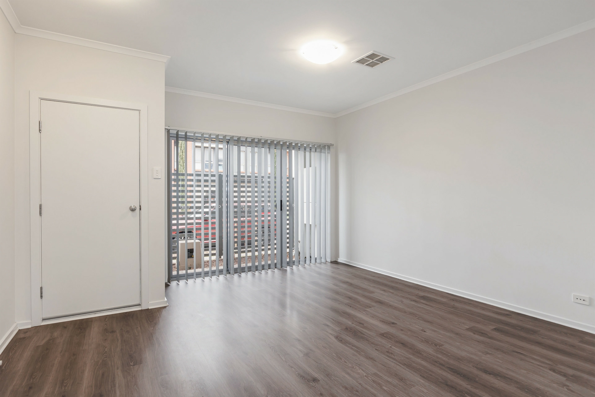 4 Grundy Road, LIGHTSVIEW