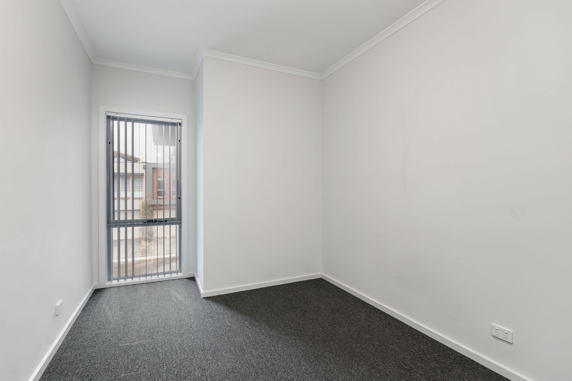 4 Grundy Road, LIGHTSVIEW