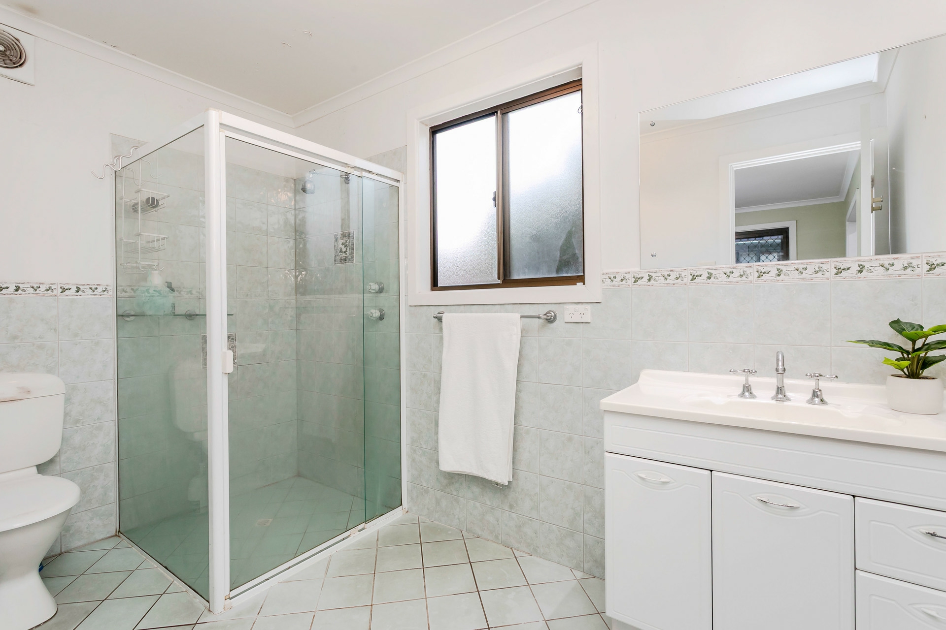 87 Northcote Terrace — photo 13 of 18