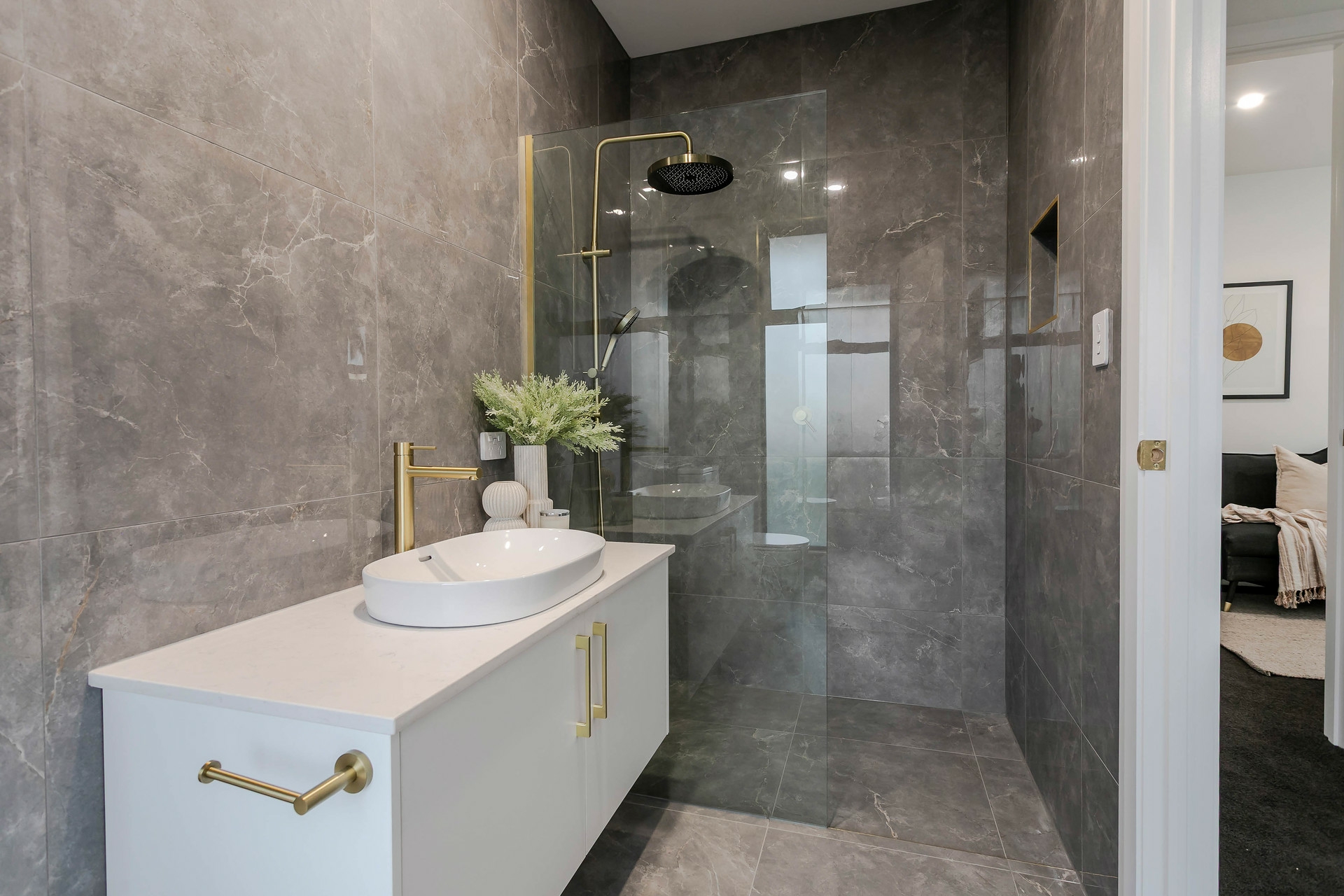 4C Jennifer Street — photo 7 of 13