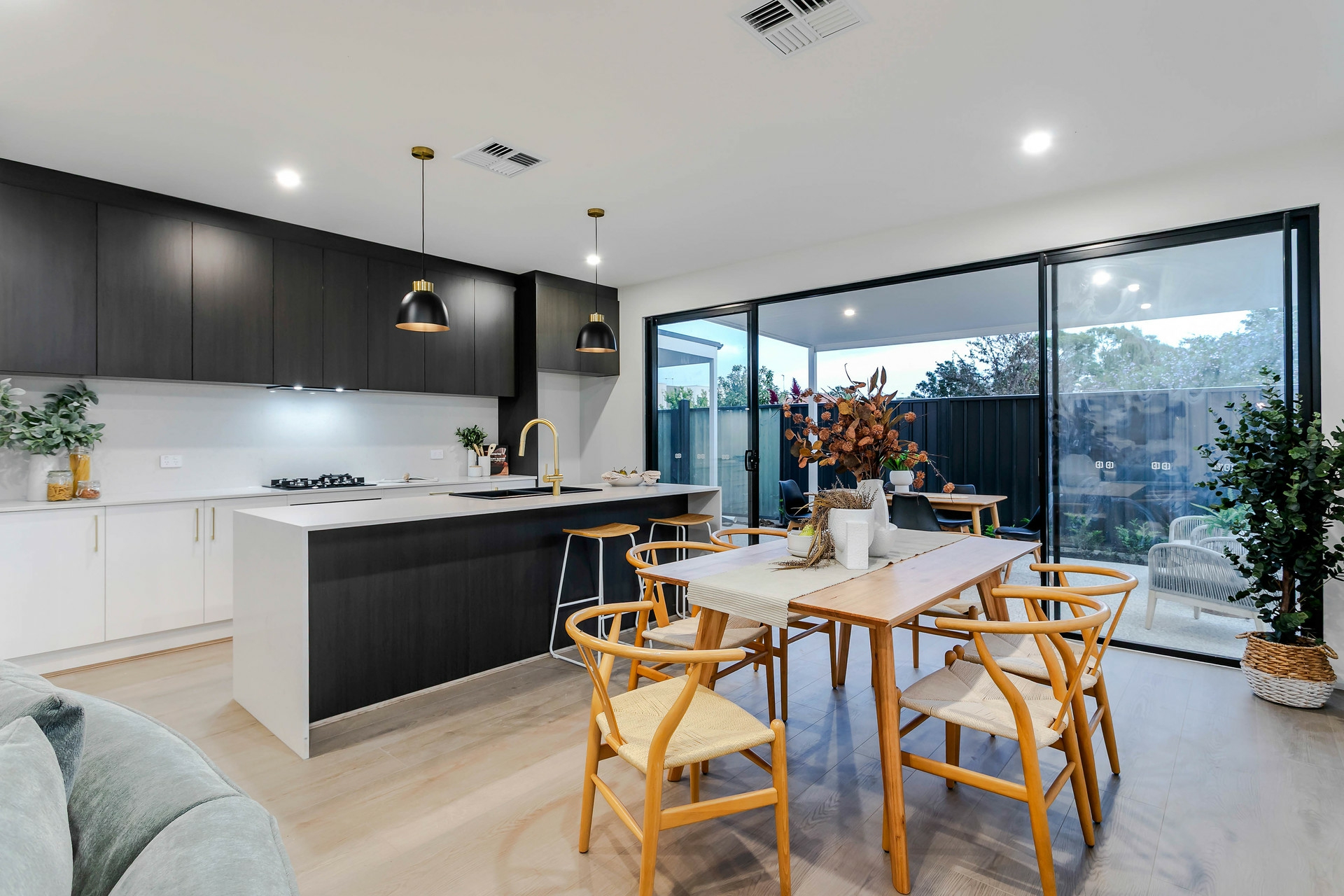 4C Jennifer Street — photo 11 of 13