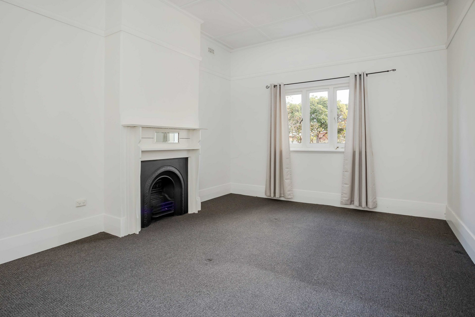 56 Shipster Street — photo 7 of 15