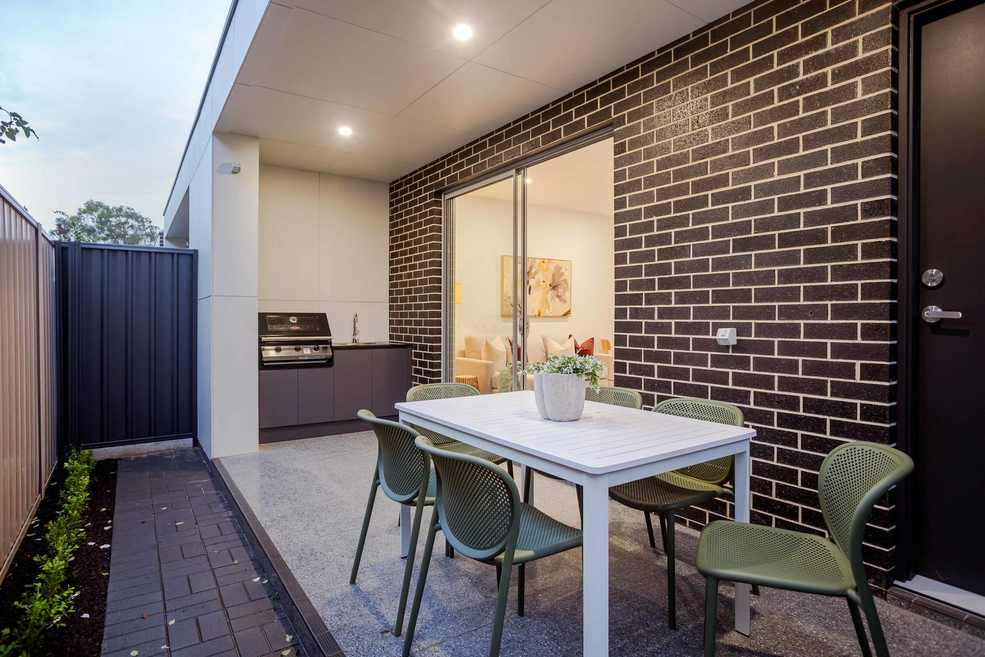 3/79a West Street — photo 13 of 15