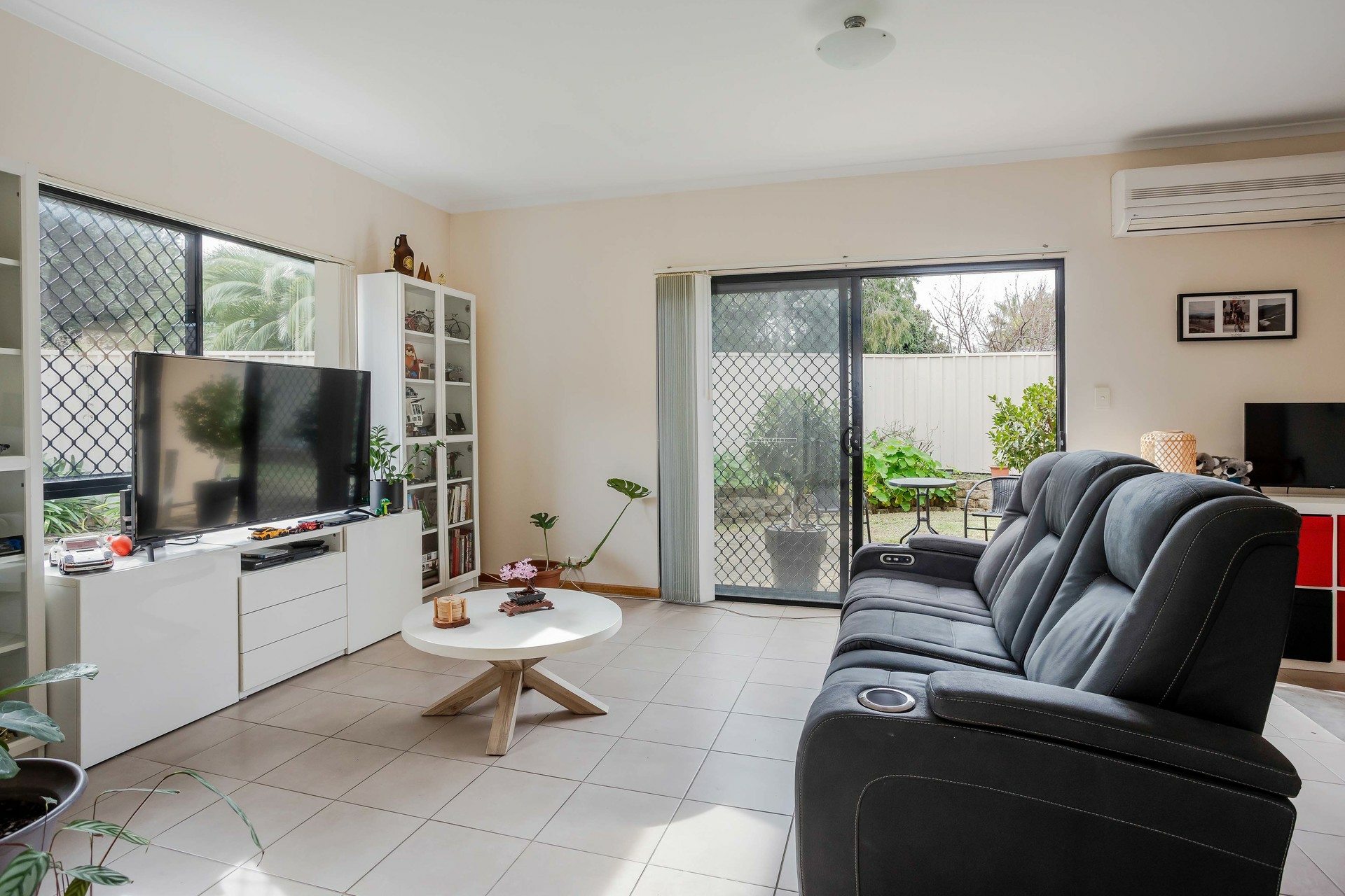 2/2 Mildura Court — photo 4 of 11