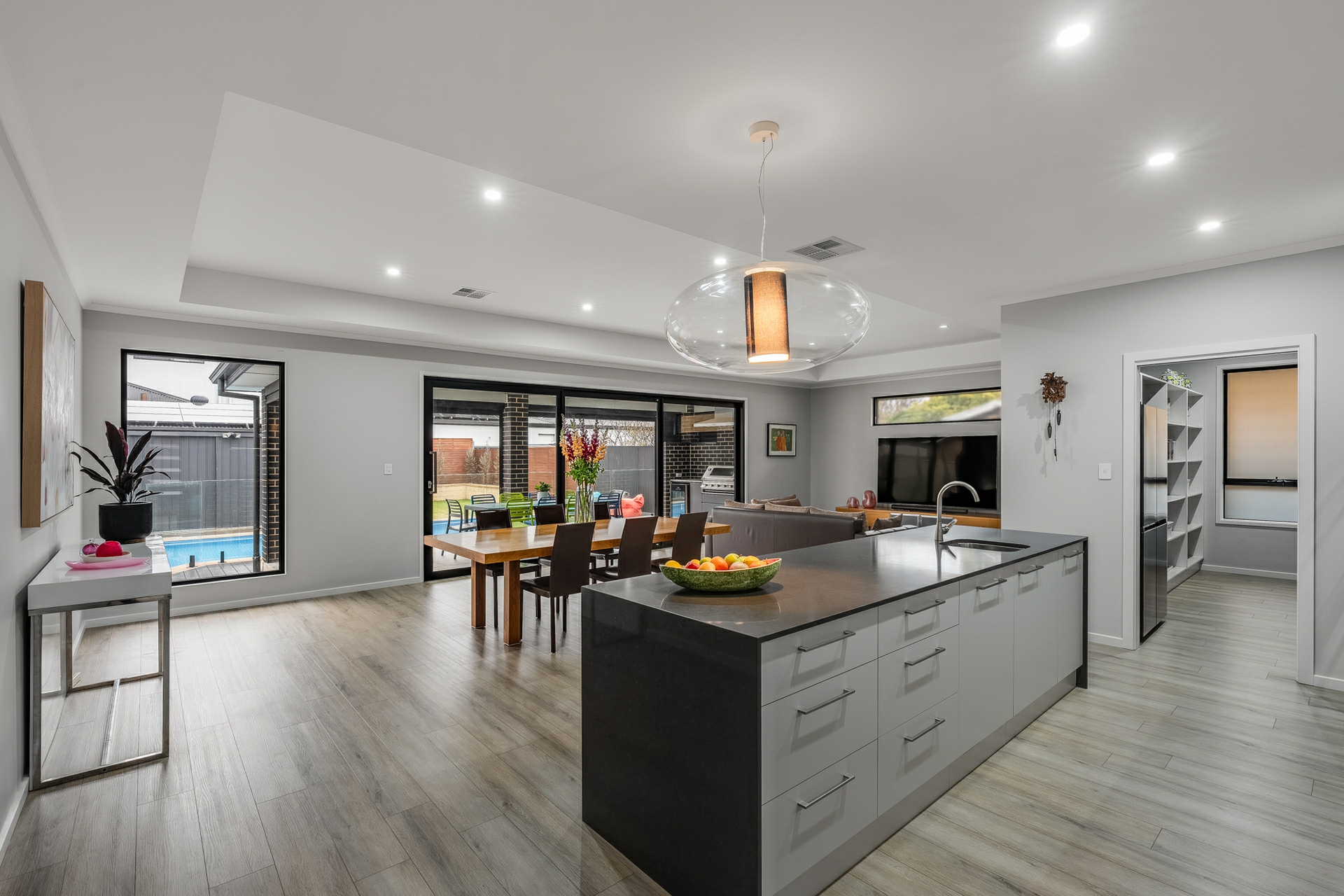 8 Burton Street — photo 4 of 24